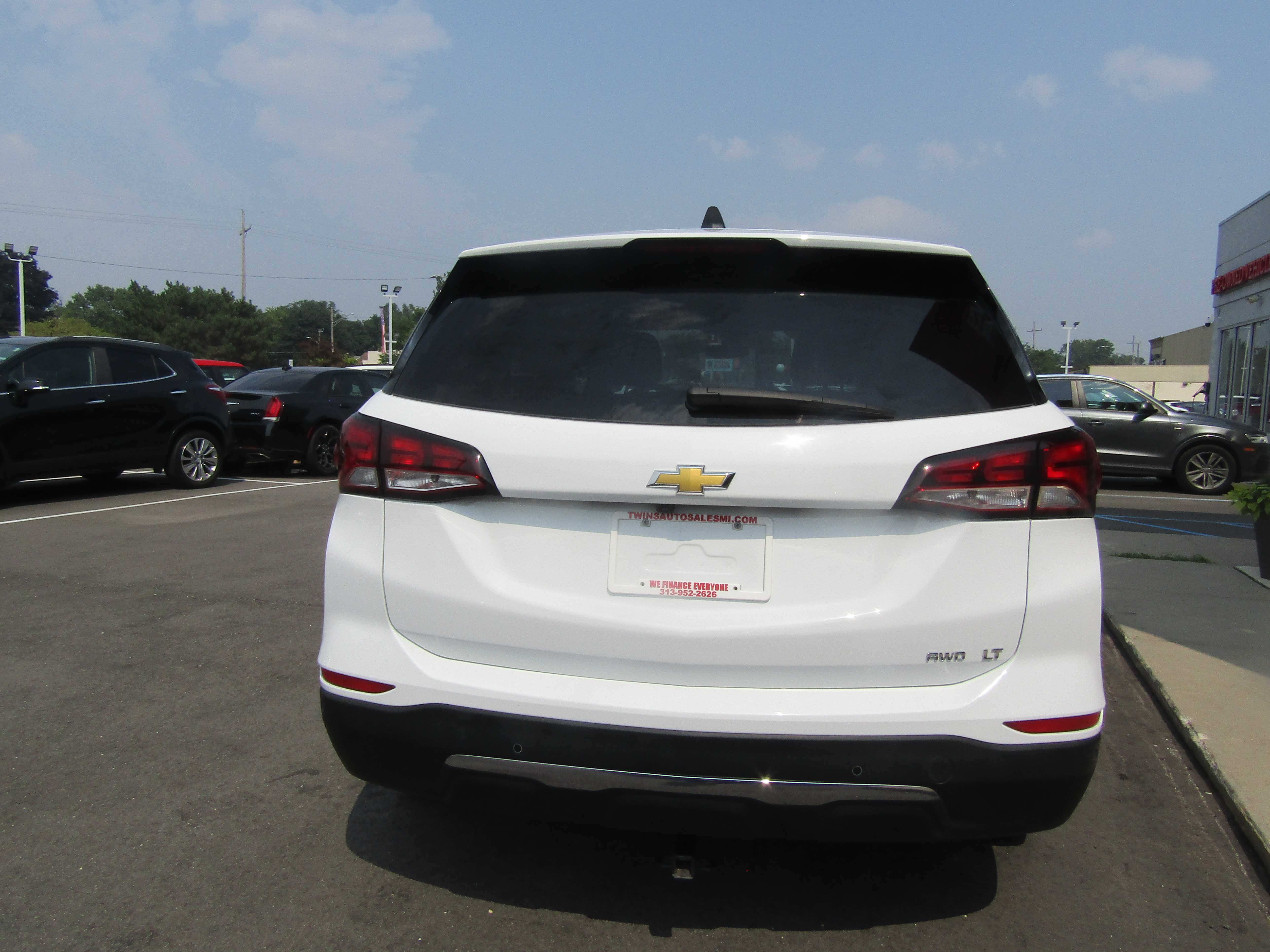 GRAY, 2023 CHEVROLET EQUINOX Thumnail Image 6