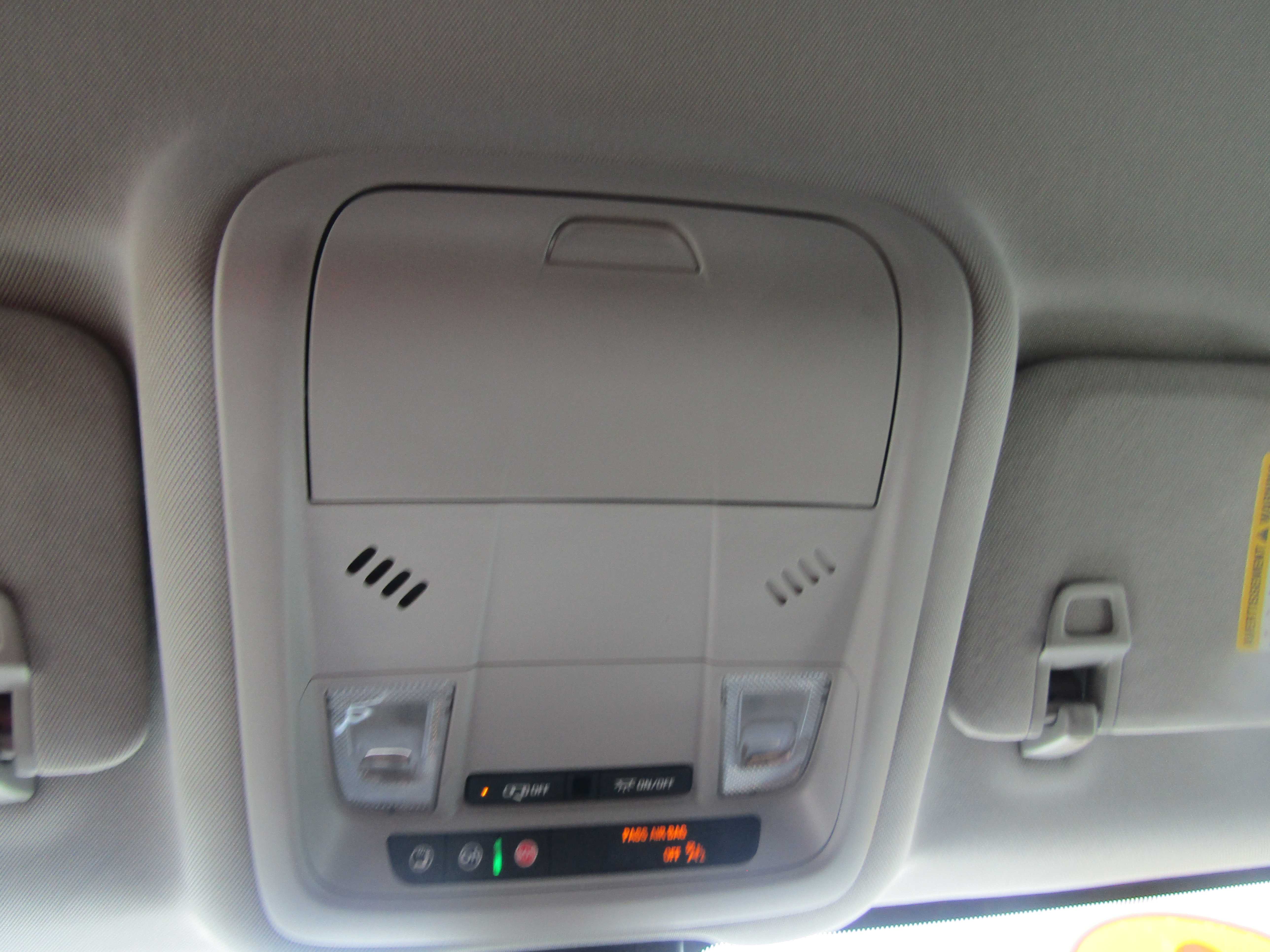 GRAY, 2023 CHEVROLET EQUINOX Thumnail Image 19