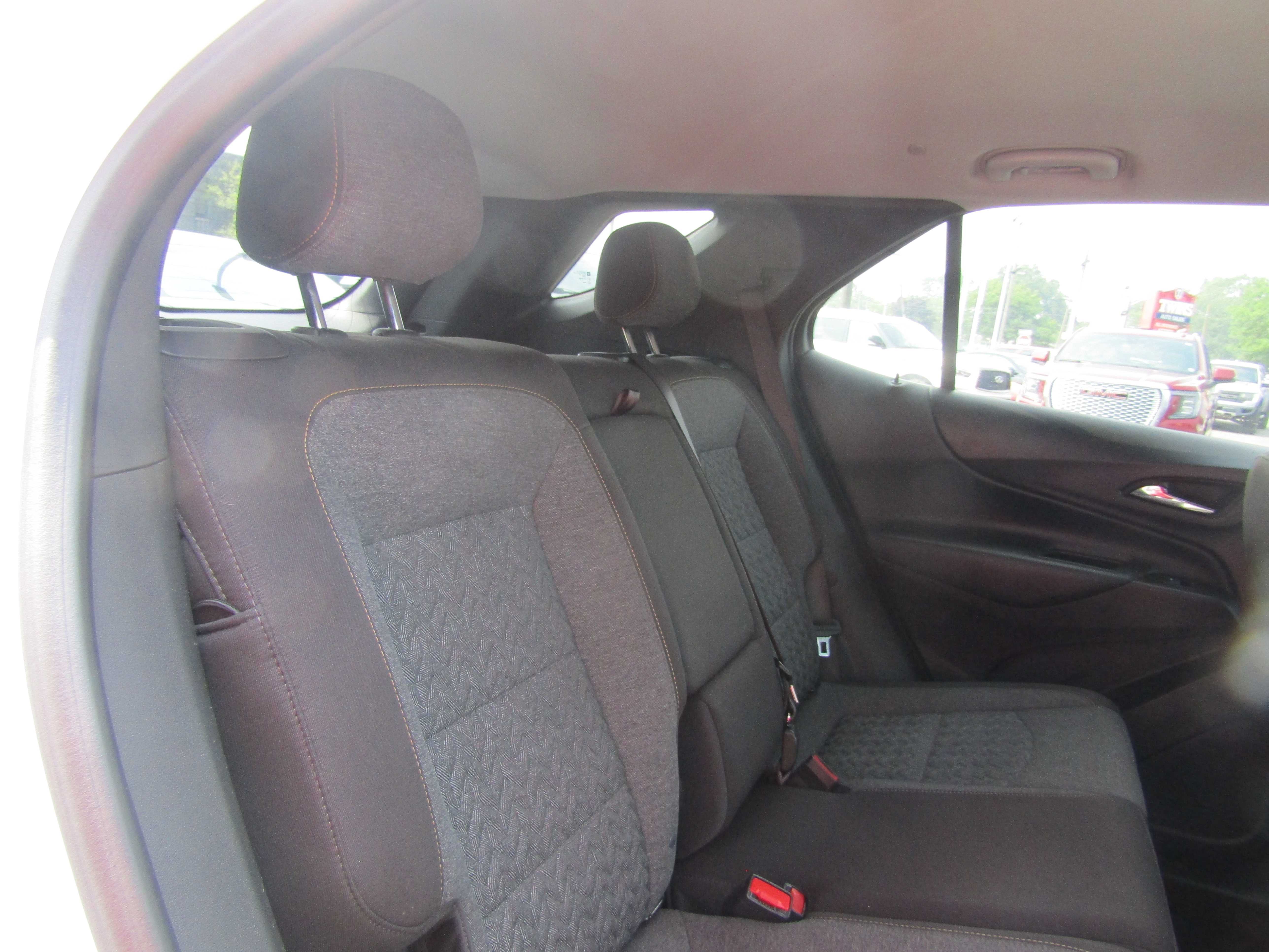 GRAY, 2023 CHEVROLET EQUINOX Thumnail Image 26