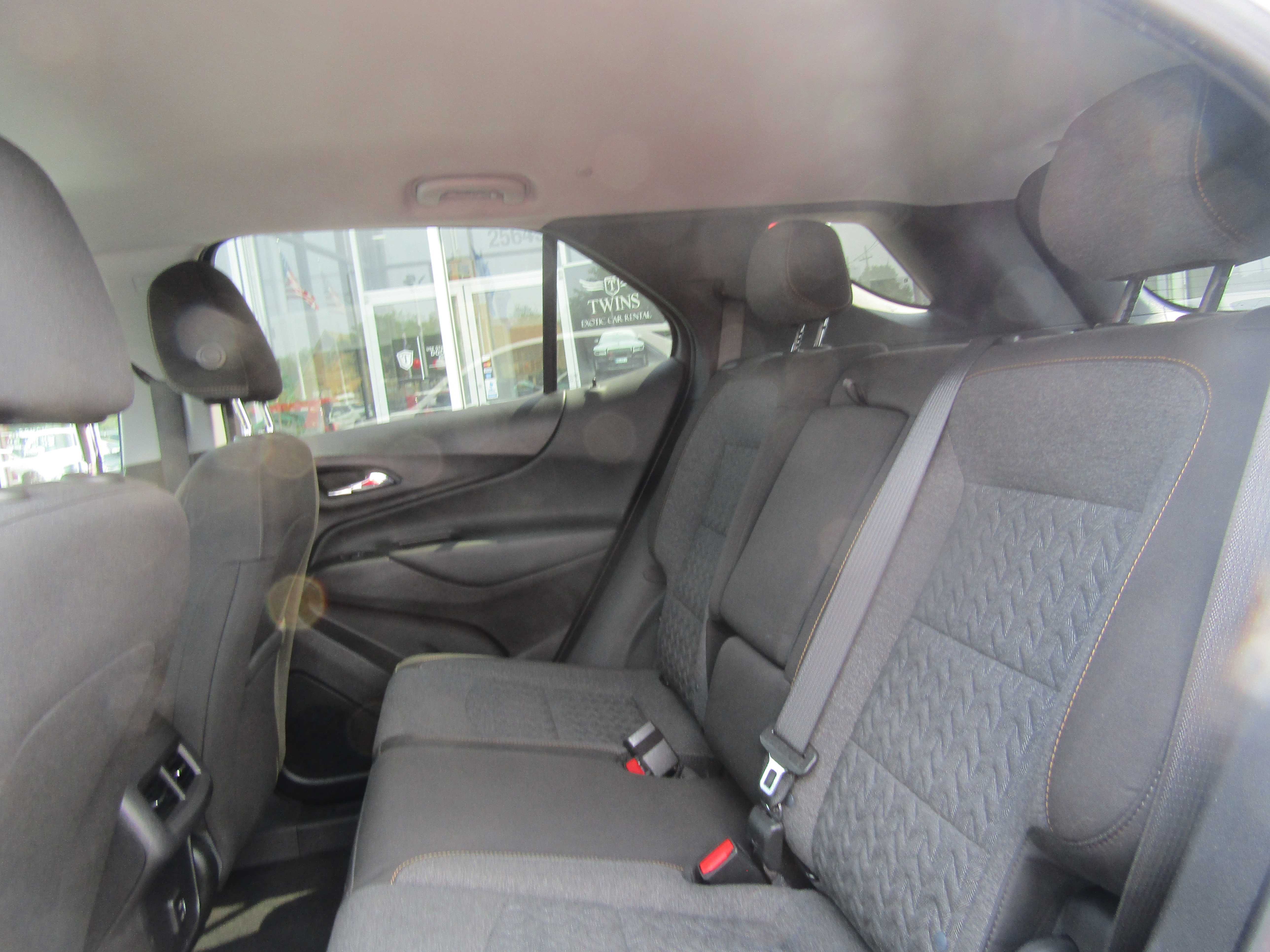 GRAY, 2023 CHEVROLET EQUINOX Thumnail Image 28