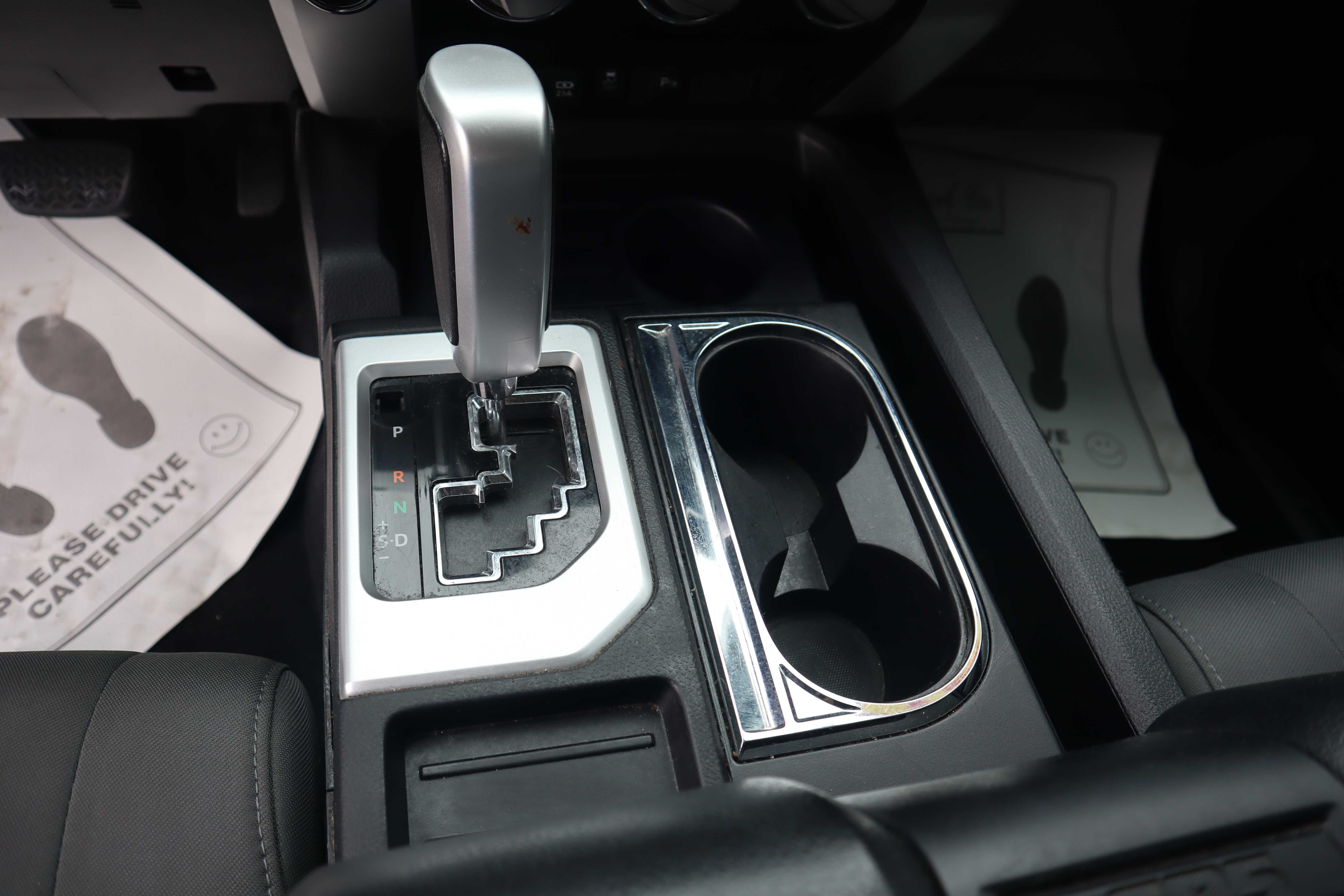 WHITE, 2021 TOYOTA TUNDRA CREWMAX Thumnail Image 14