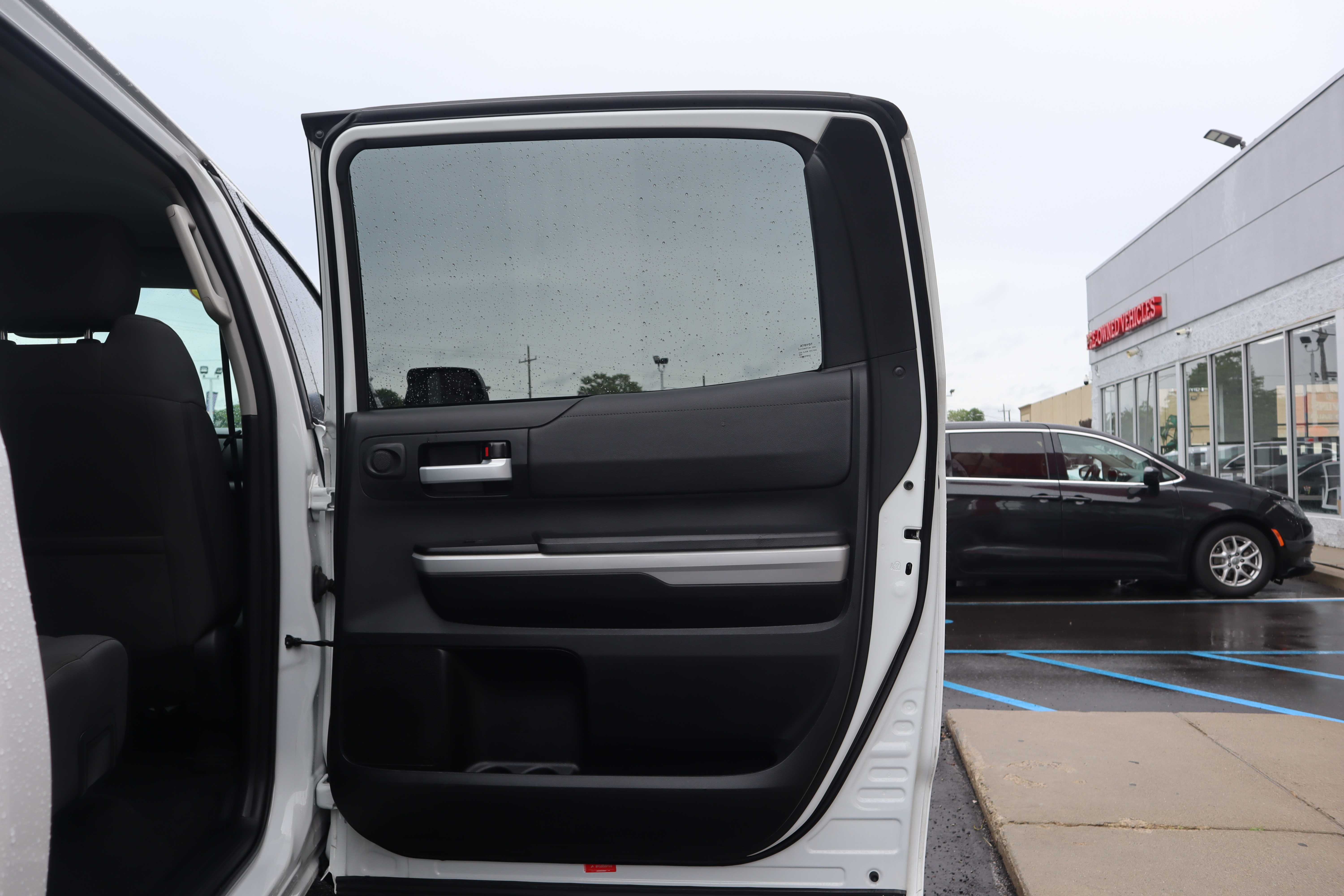 WHITE, 2021 TOYOTA TUNDRA CREWMAX Thumnail Image 20