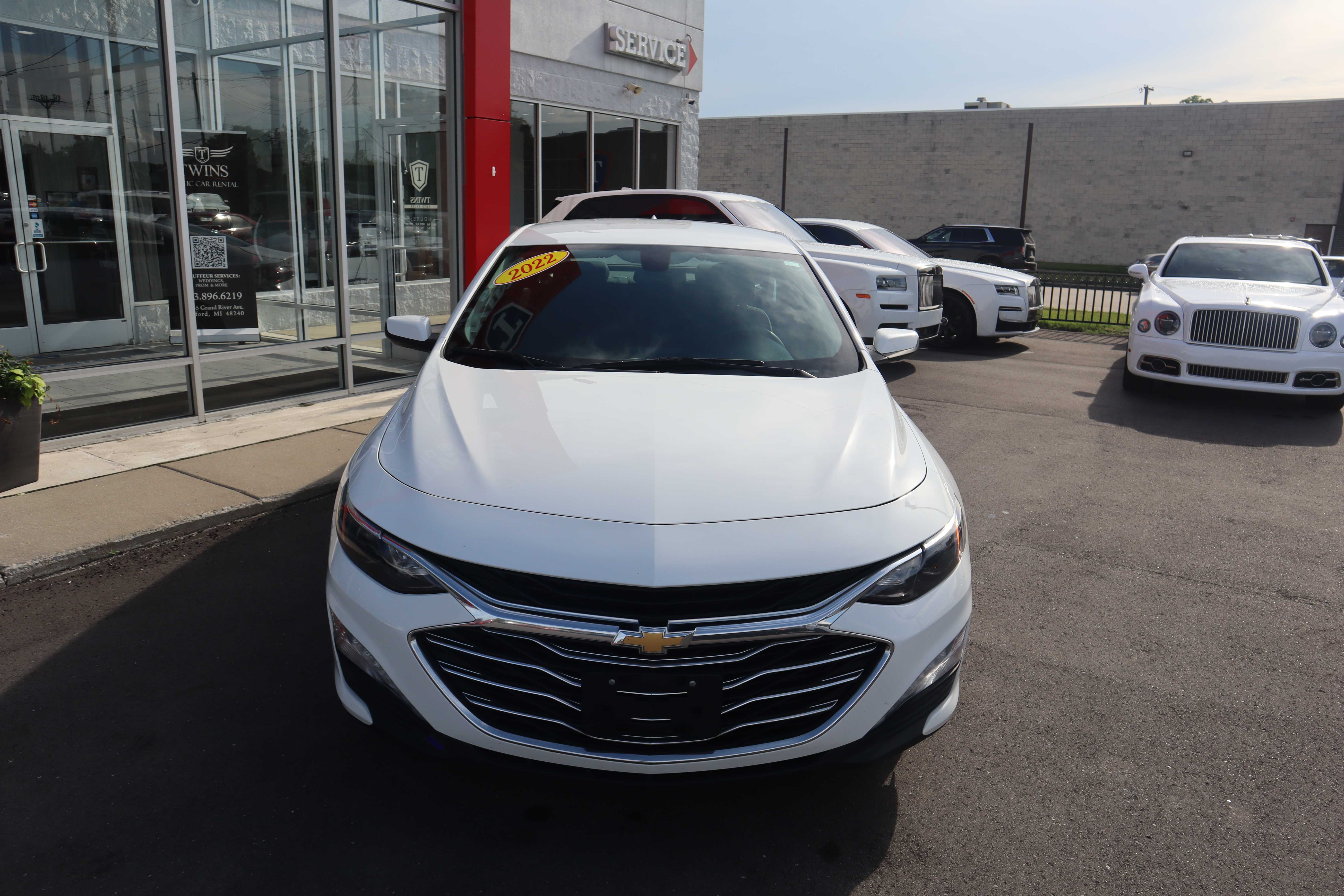 WHITE, 2022 CHEVROLET MALIBU Thumnail Image 6