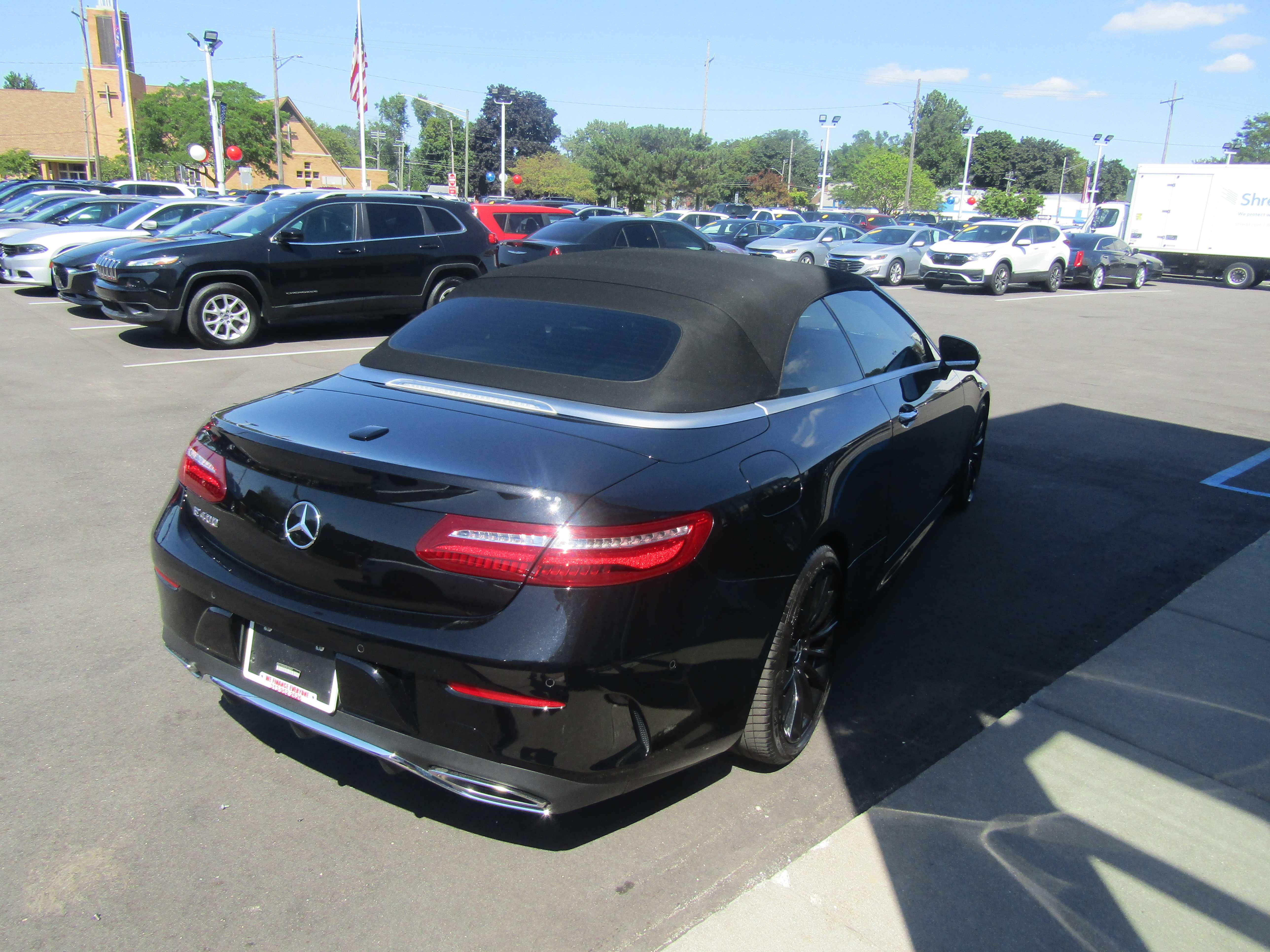 BLACK, 2018 MERCEDES-BENZ E-CLASS Thumnail Image 4