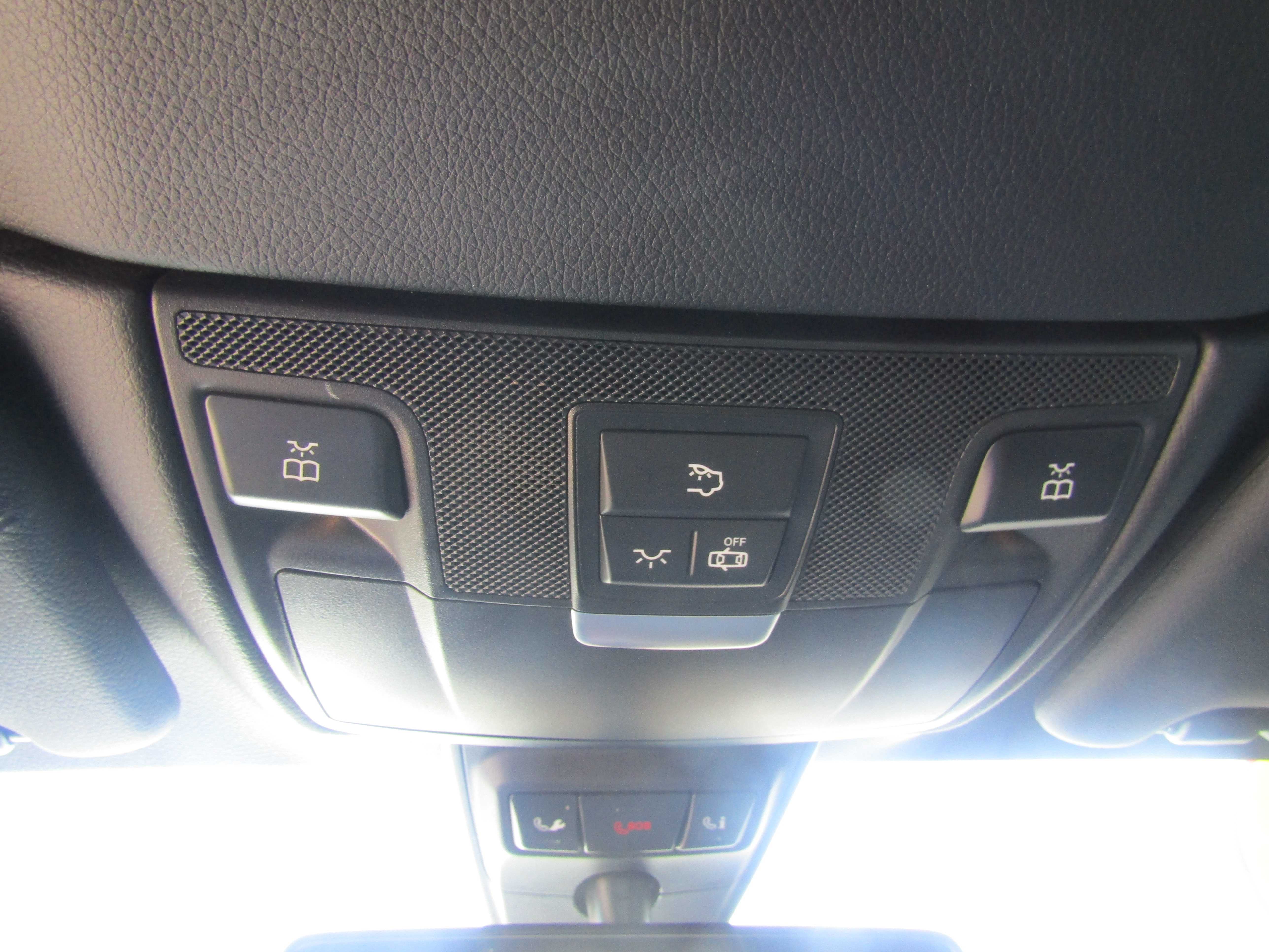 BLACK, 2018 MERCEDES-BENZ E-CLASS Thumnail Image 17