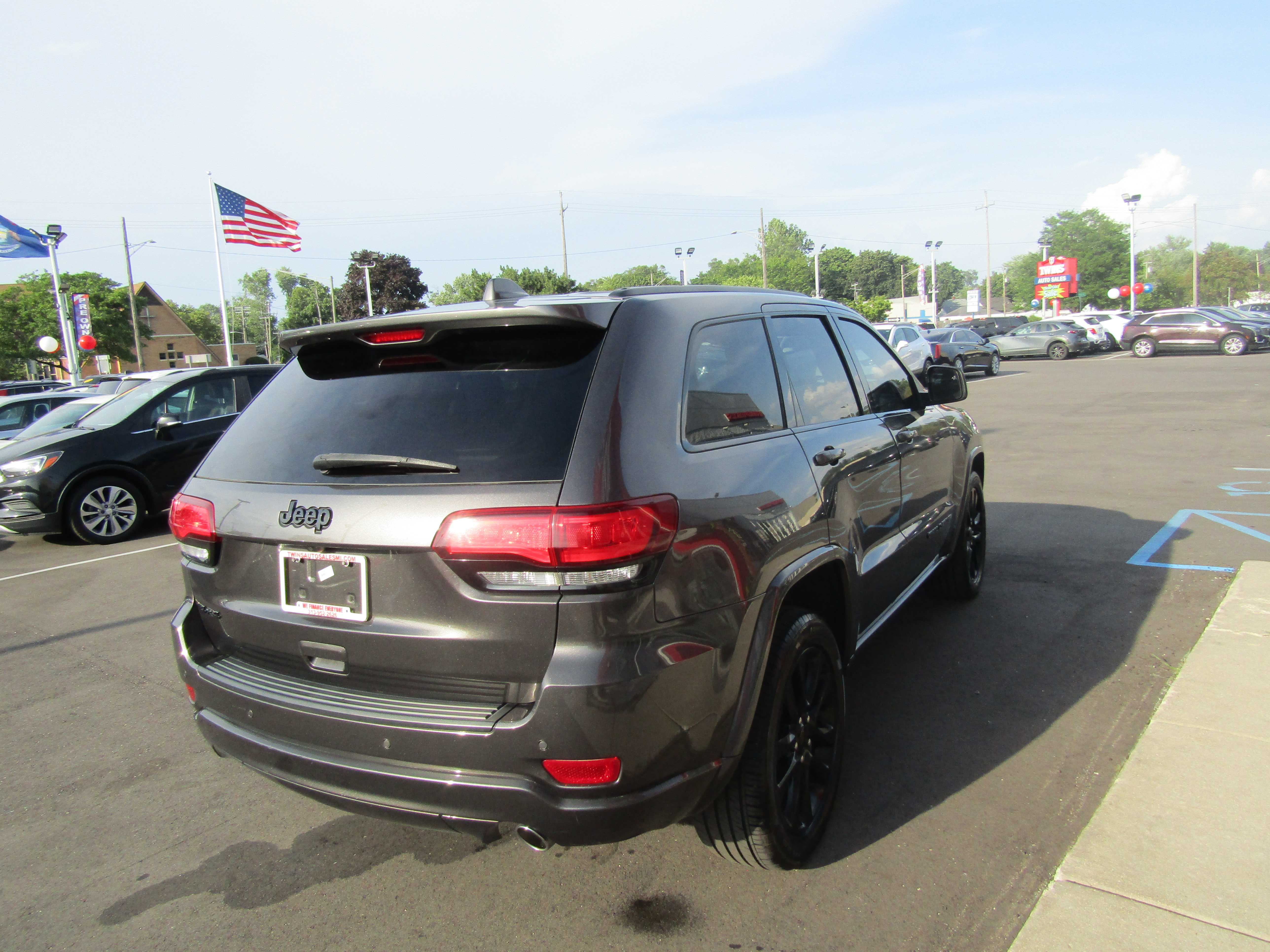 GRAY, 2019 JEEP GRAND CHEROKEE Thumnail Image 5