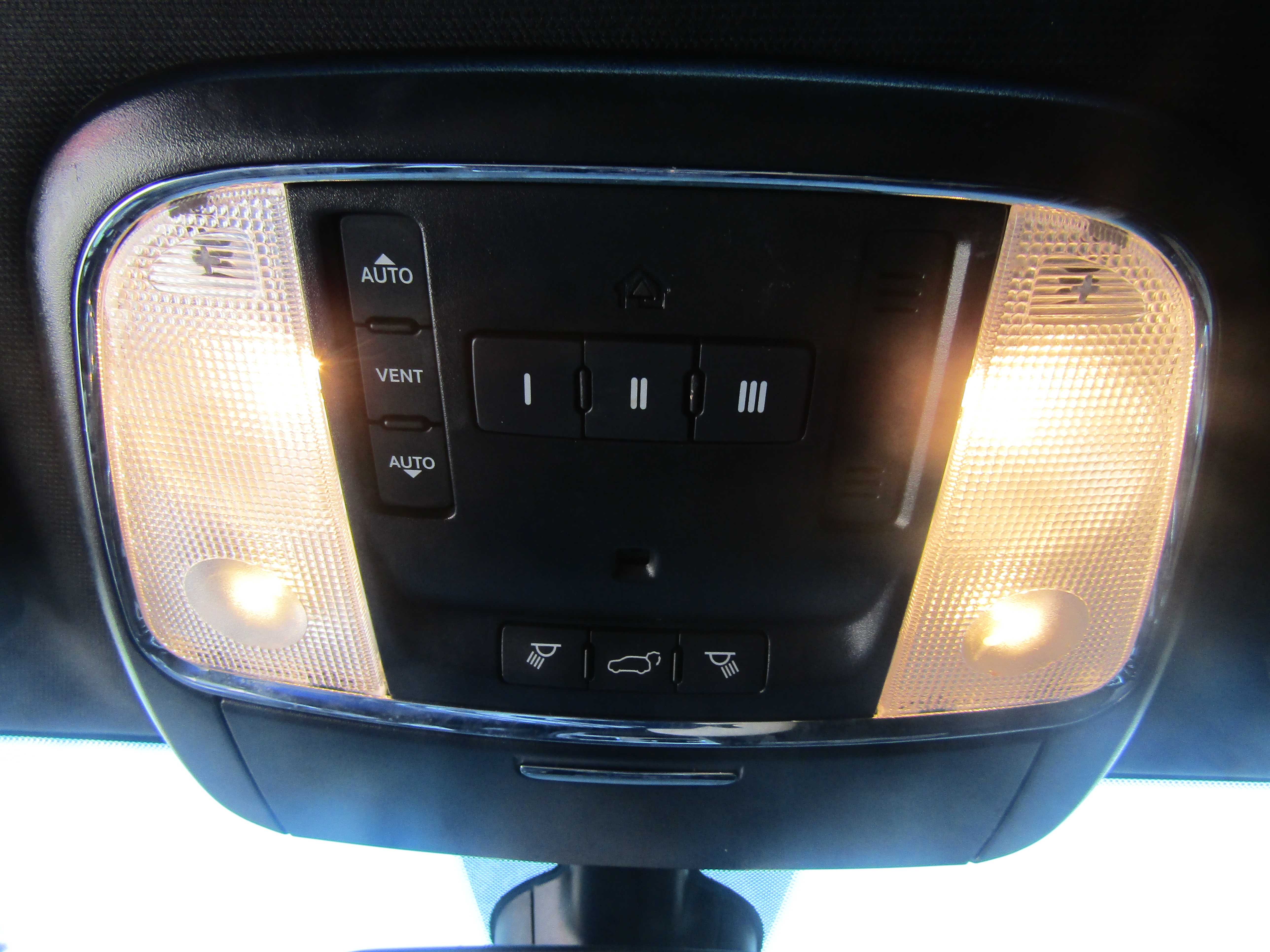 BLACK, 2019 JEEP GRAND CHEROKEE Thumnail Image 16