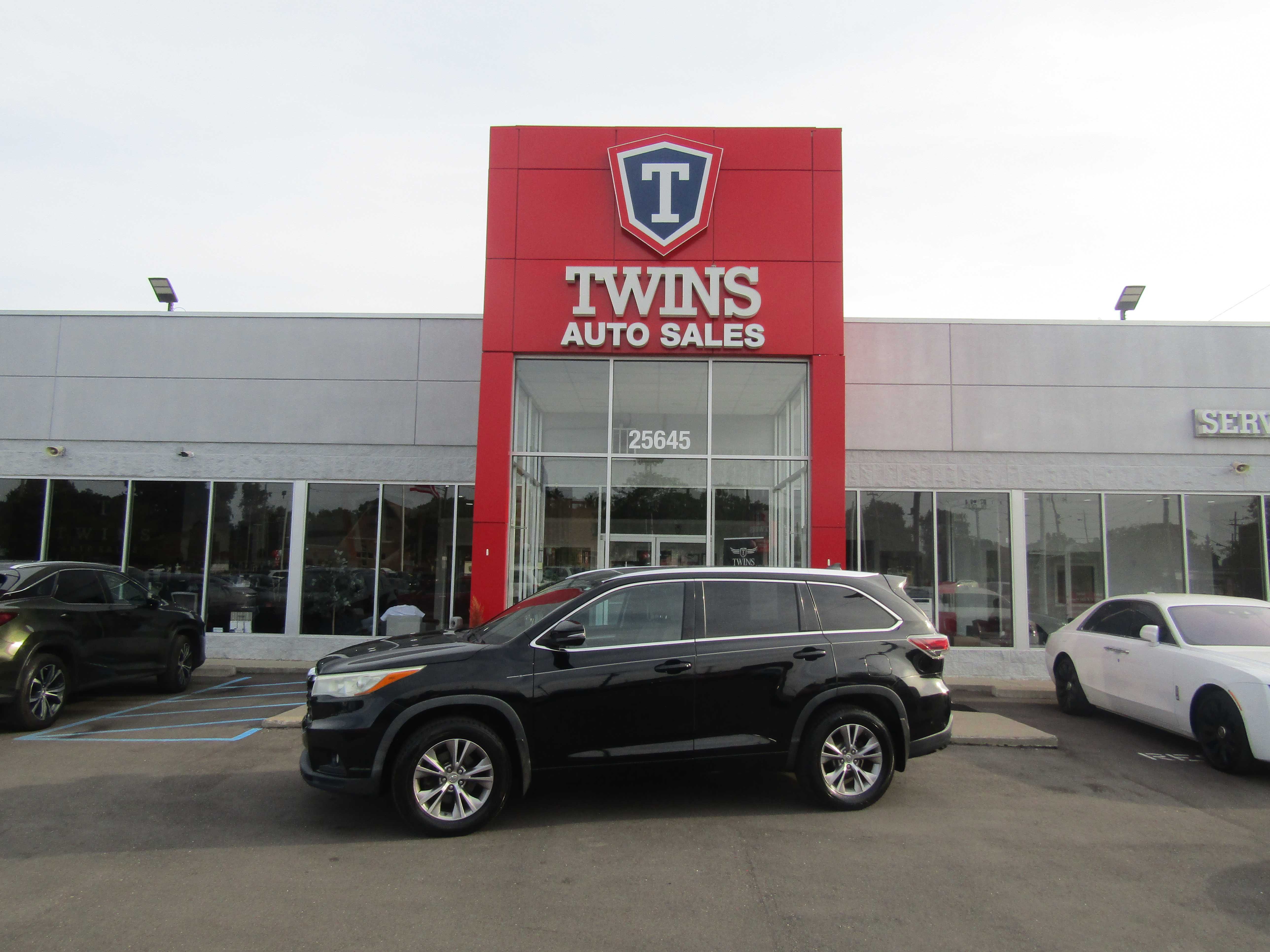 BLACK, 2015 TOYOTA HIGHLANDER Thumnail Image 1