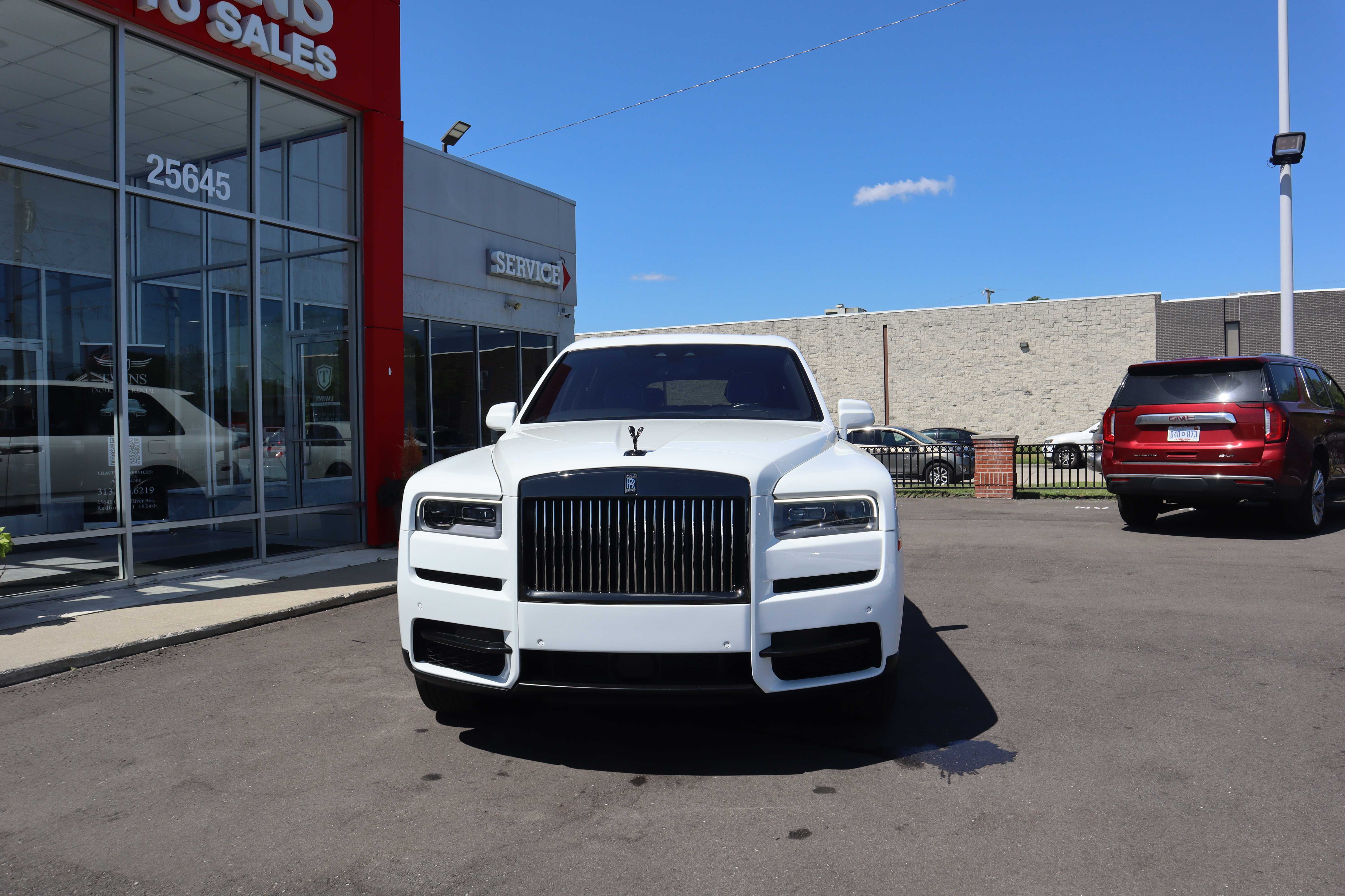 WHITE, 2022 ROLLS-ROYCE CULLINAN Thumnail Image 4