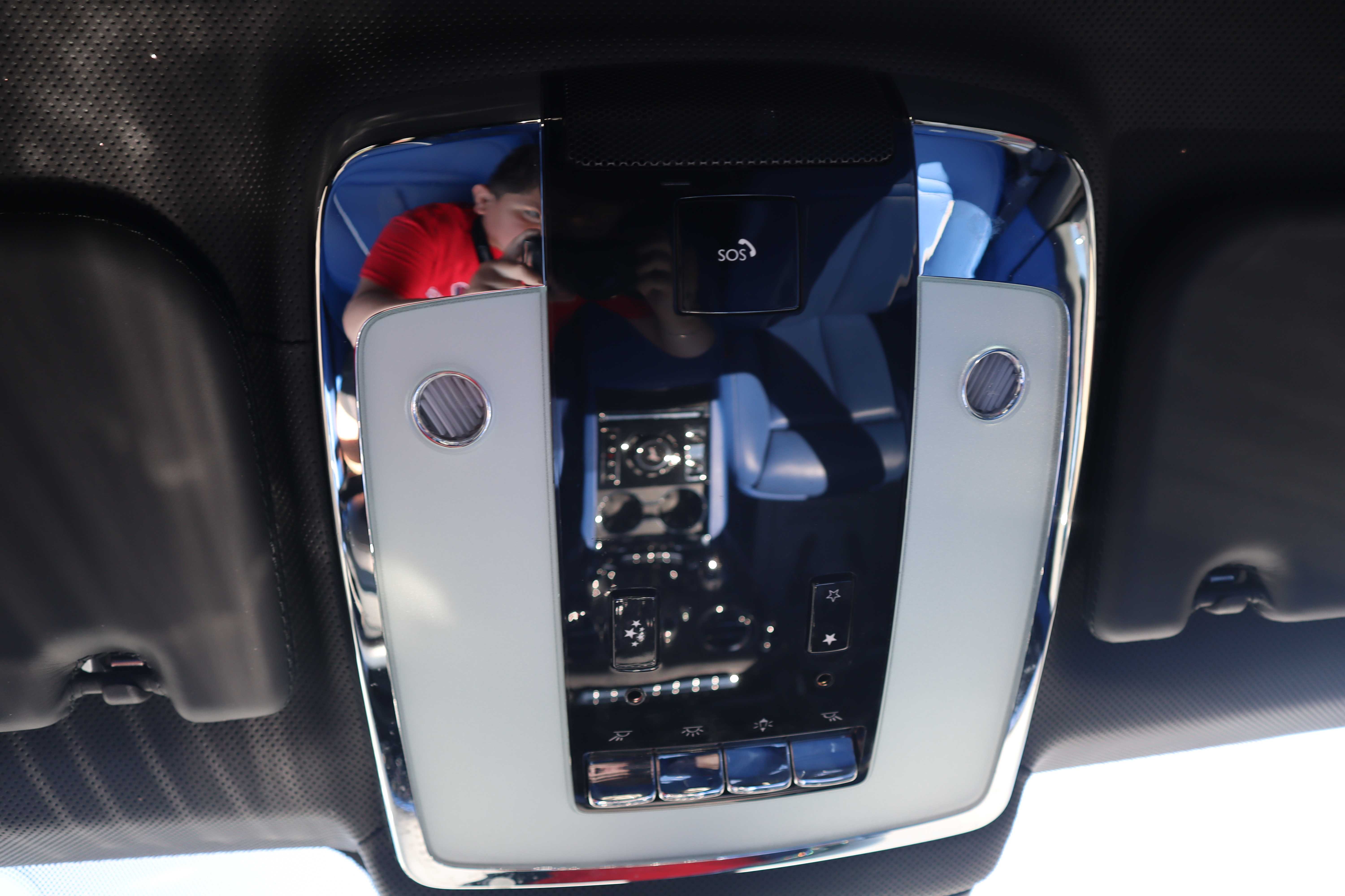 WHITE, 2022 ROLLS-ROYCE CULLINAN Thumnail Image 24