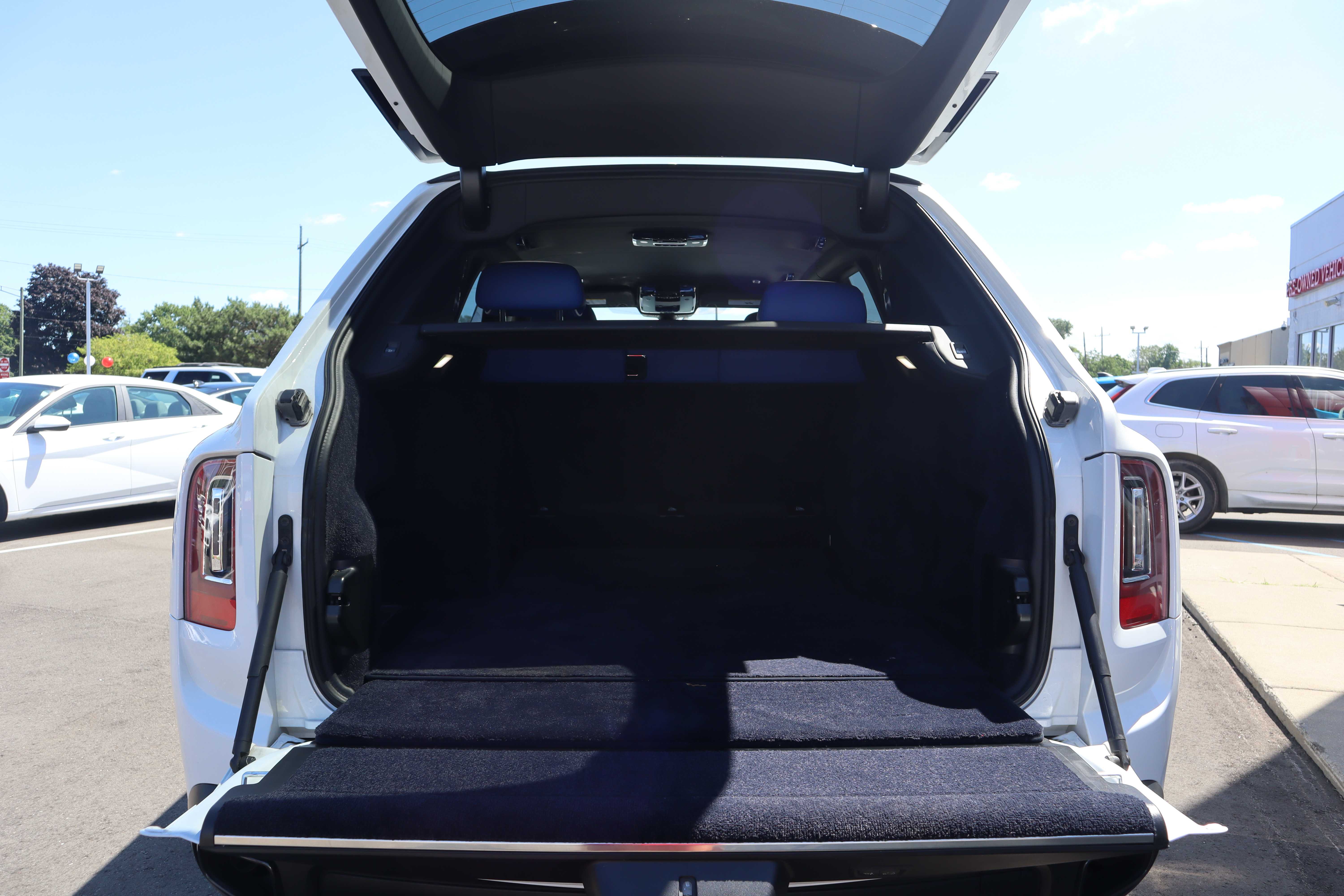 WHITE, 2022 ROLLS-ROYCE CULLINAN Thumnail Image 49