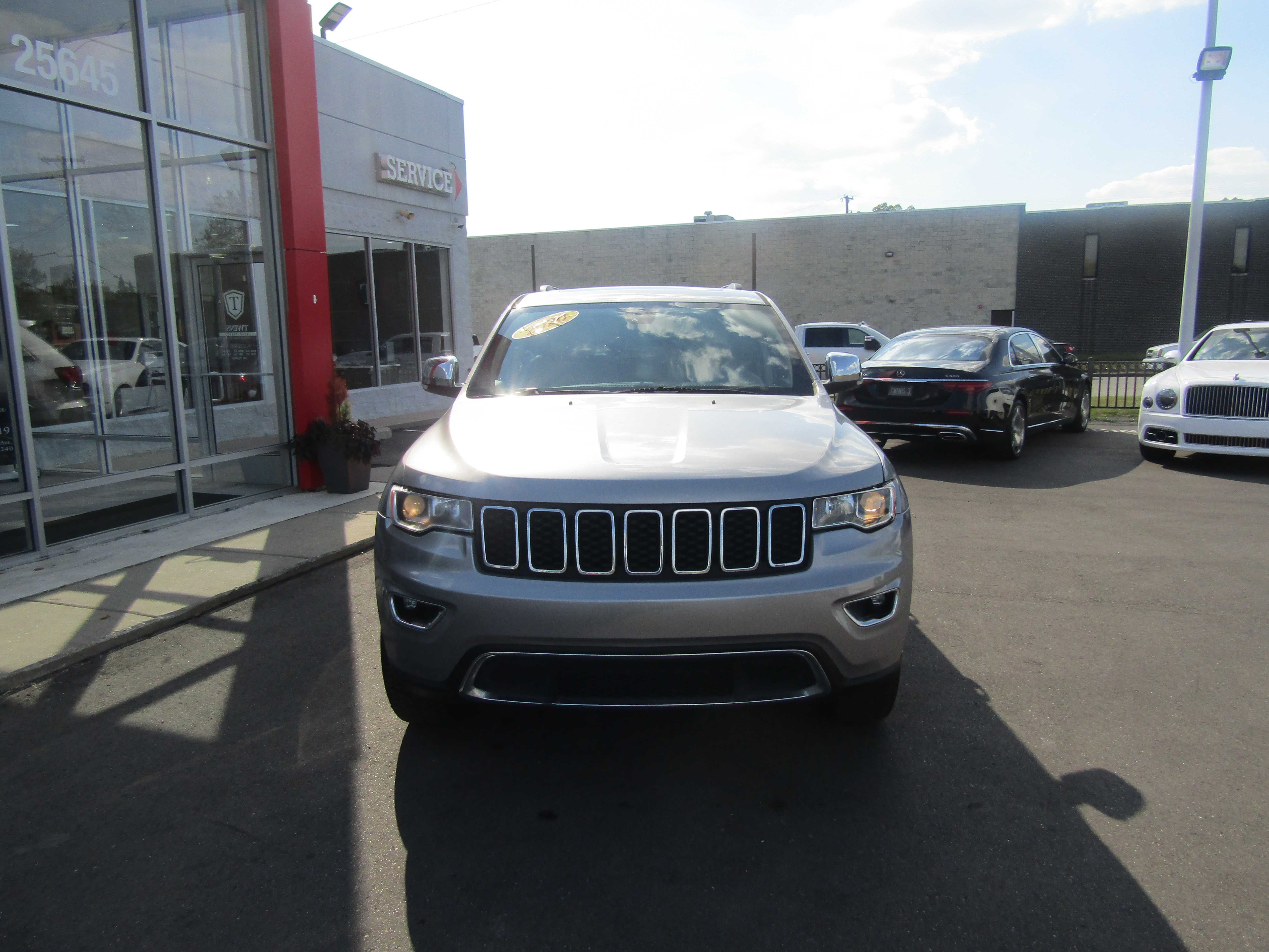 GRAY, 2020 JEEP GRAND CHEROKEE Thumnail Image 6