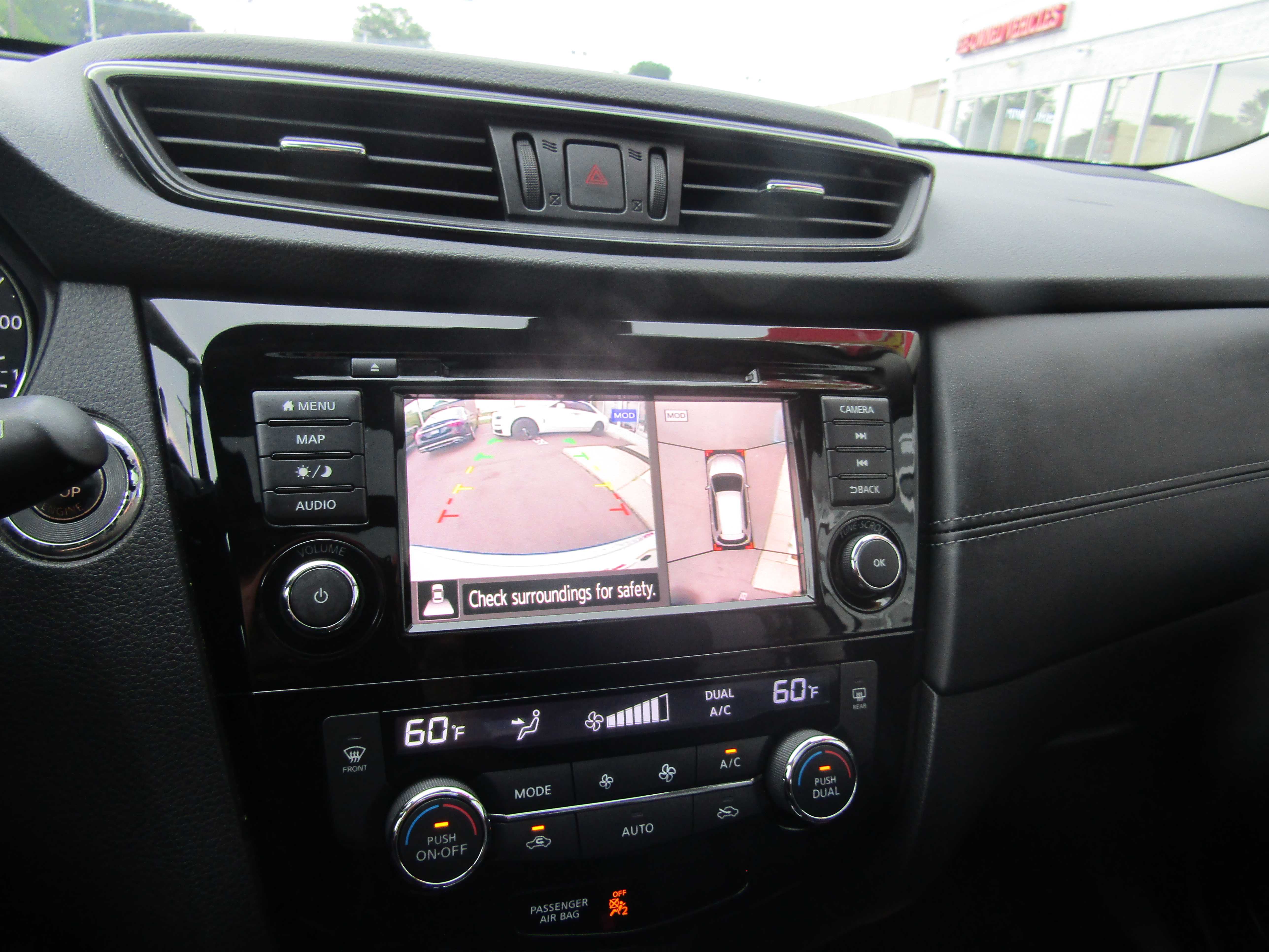 WHITE, 2018 NISSAN ROGUE Thumnail Image 13