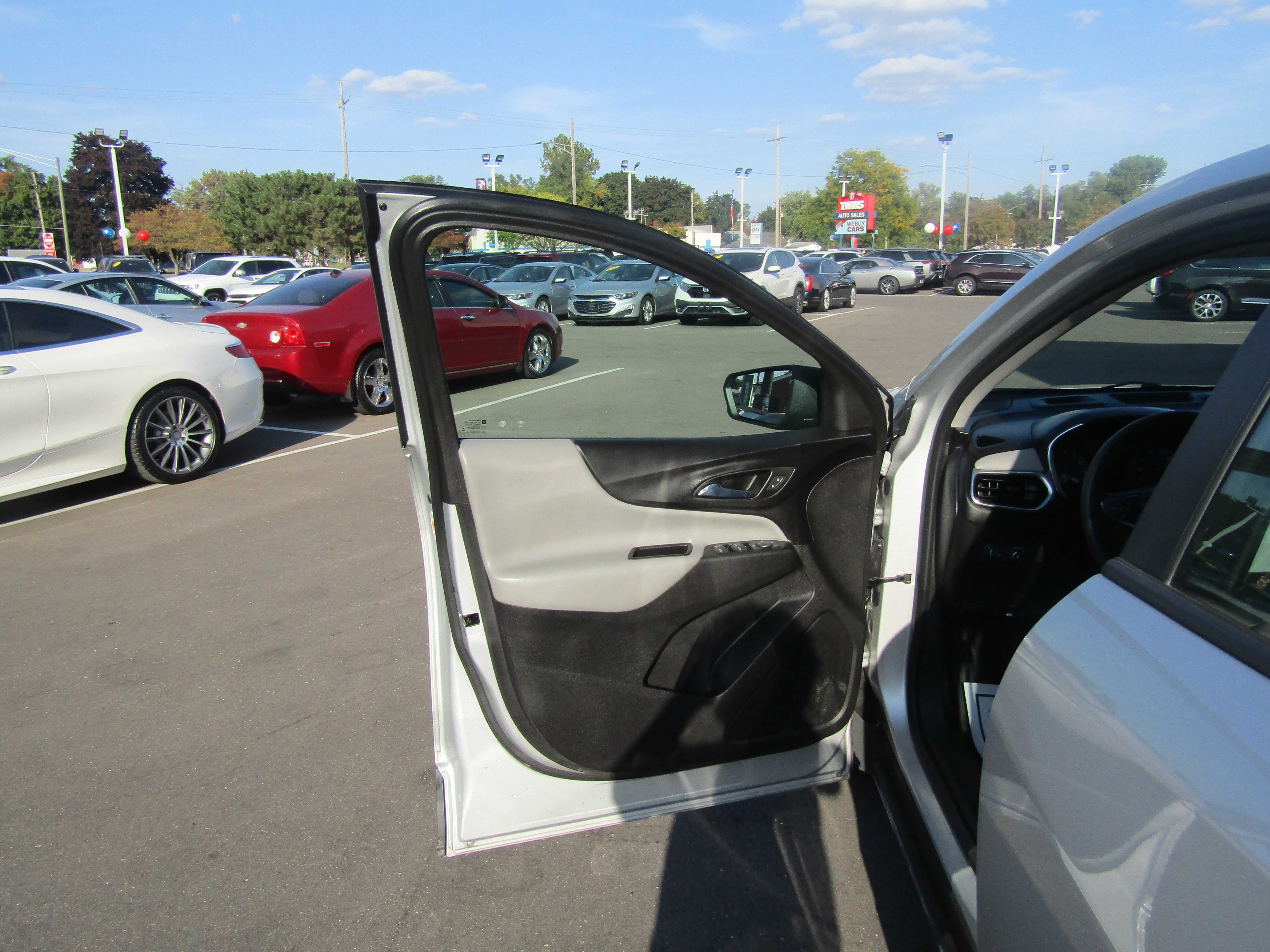 SILVER, 2020 CHEVROLET EQUINOX Thumnail Image 7