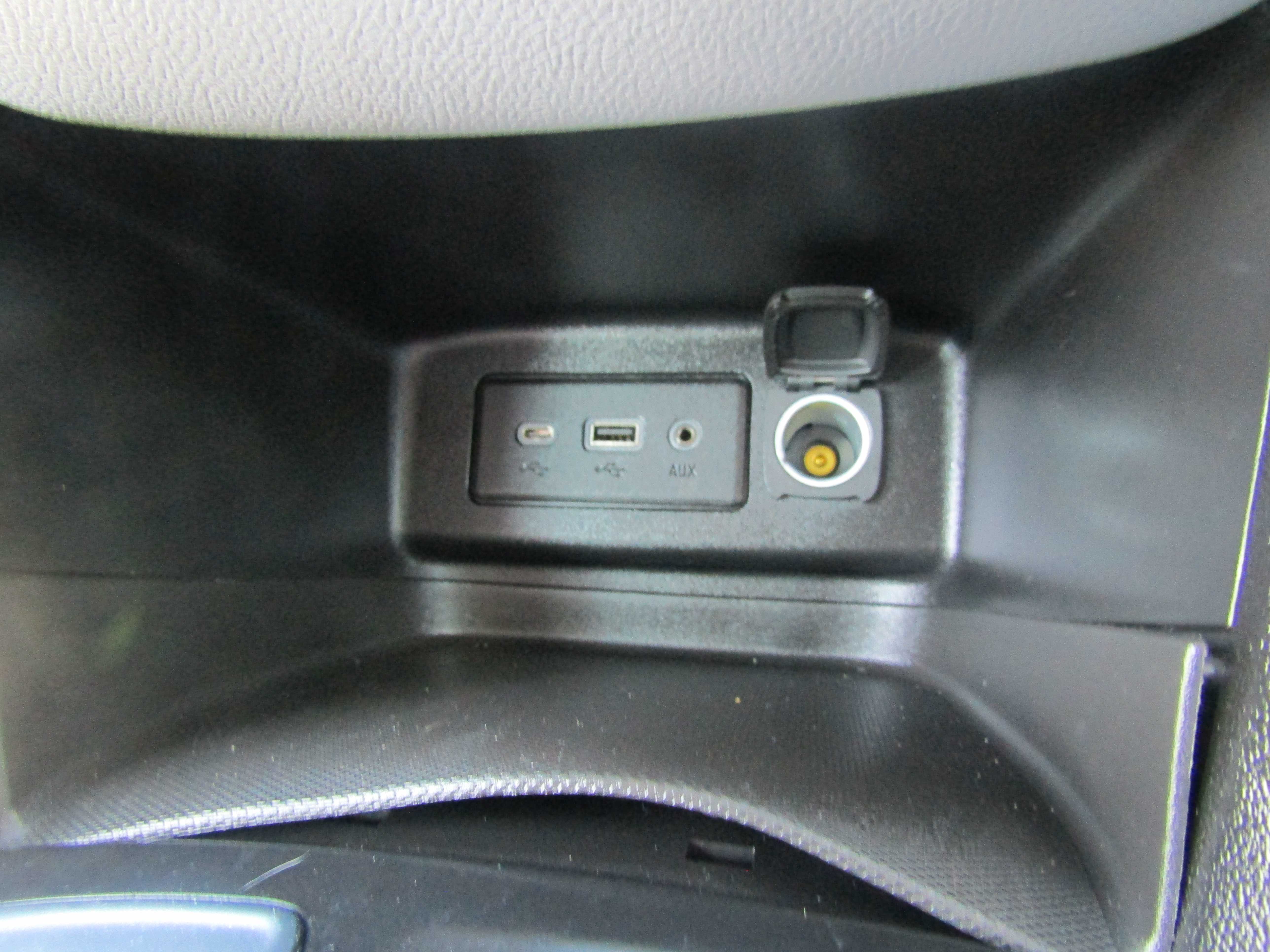 SILVER, 2020 CHEVROLET EQUINOX Thumnail Image 15