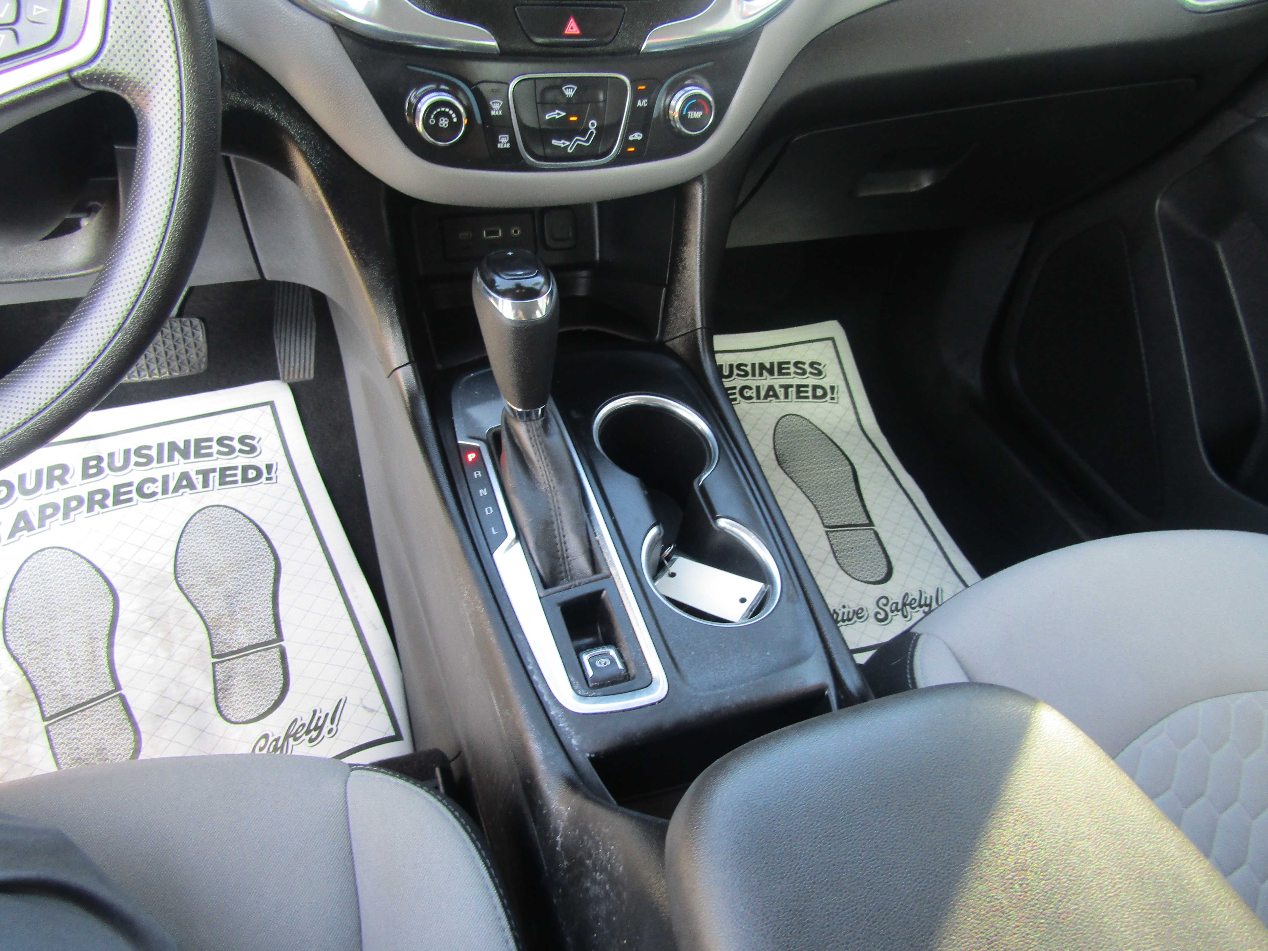 SILVER, 2020 CHEVROLET EQUINOX Thumnail Image 16