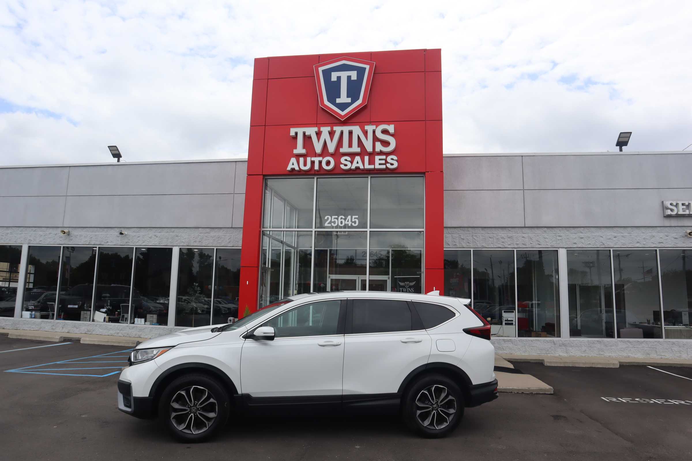 WHITE, 2020 HONDA CR-V Image 