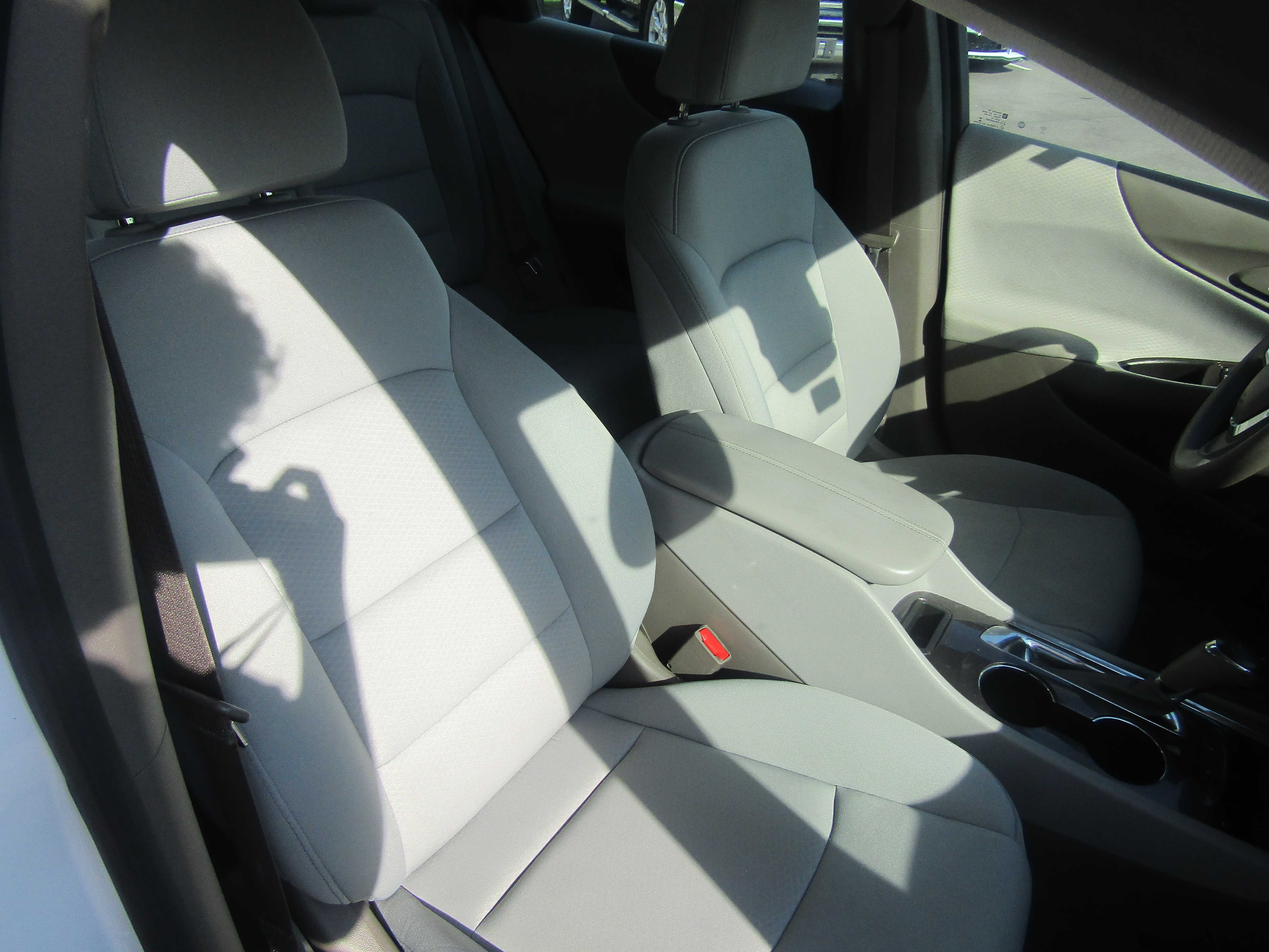 WHITE, 2020 CHEVROLET MALIBU Thumnail Image 10