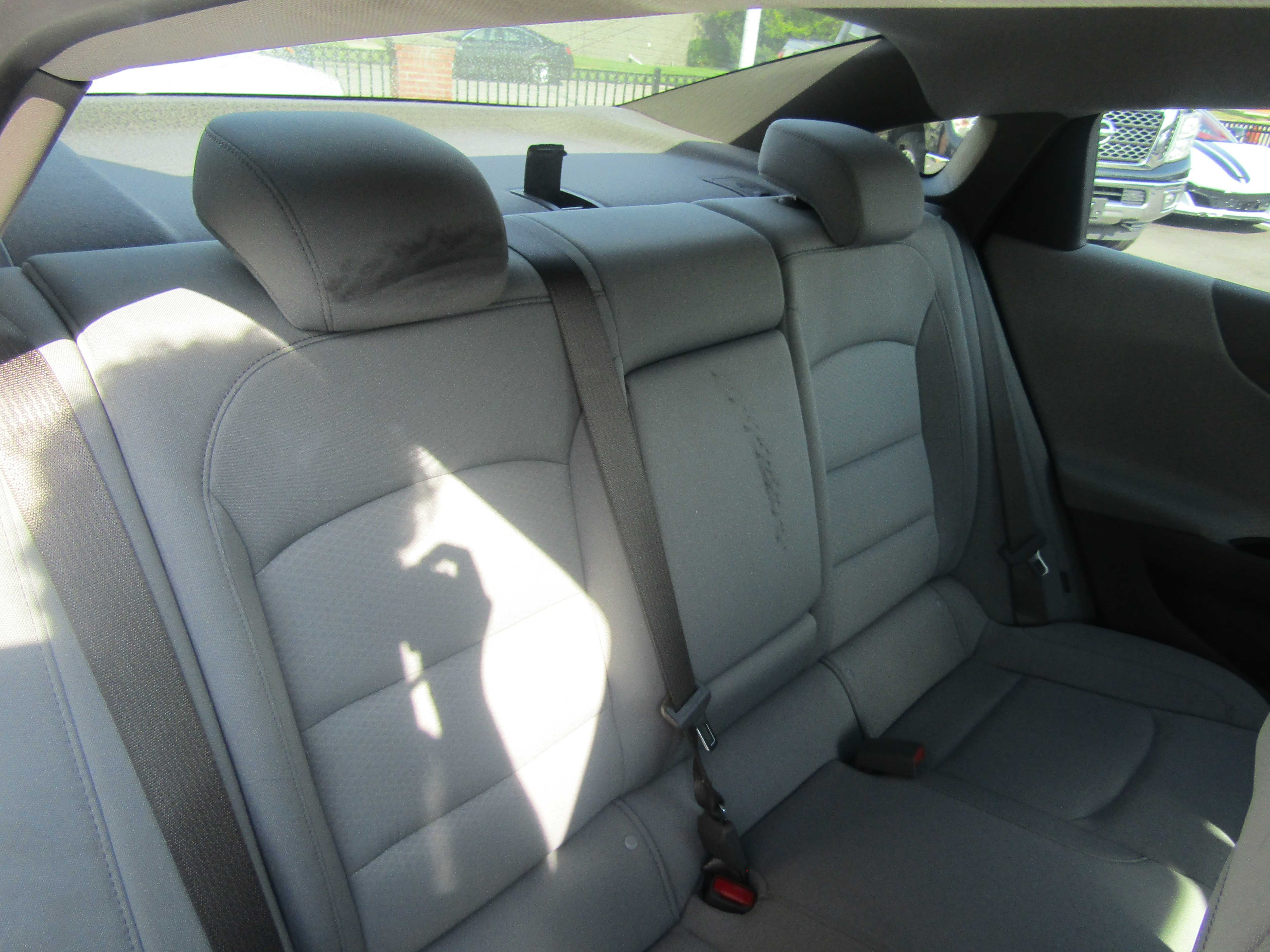WHITE, 2020 CHEVROLET MALIBU Thumnail Image 11