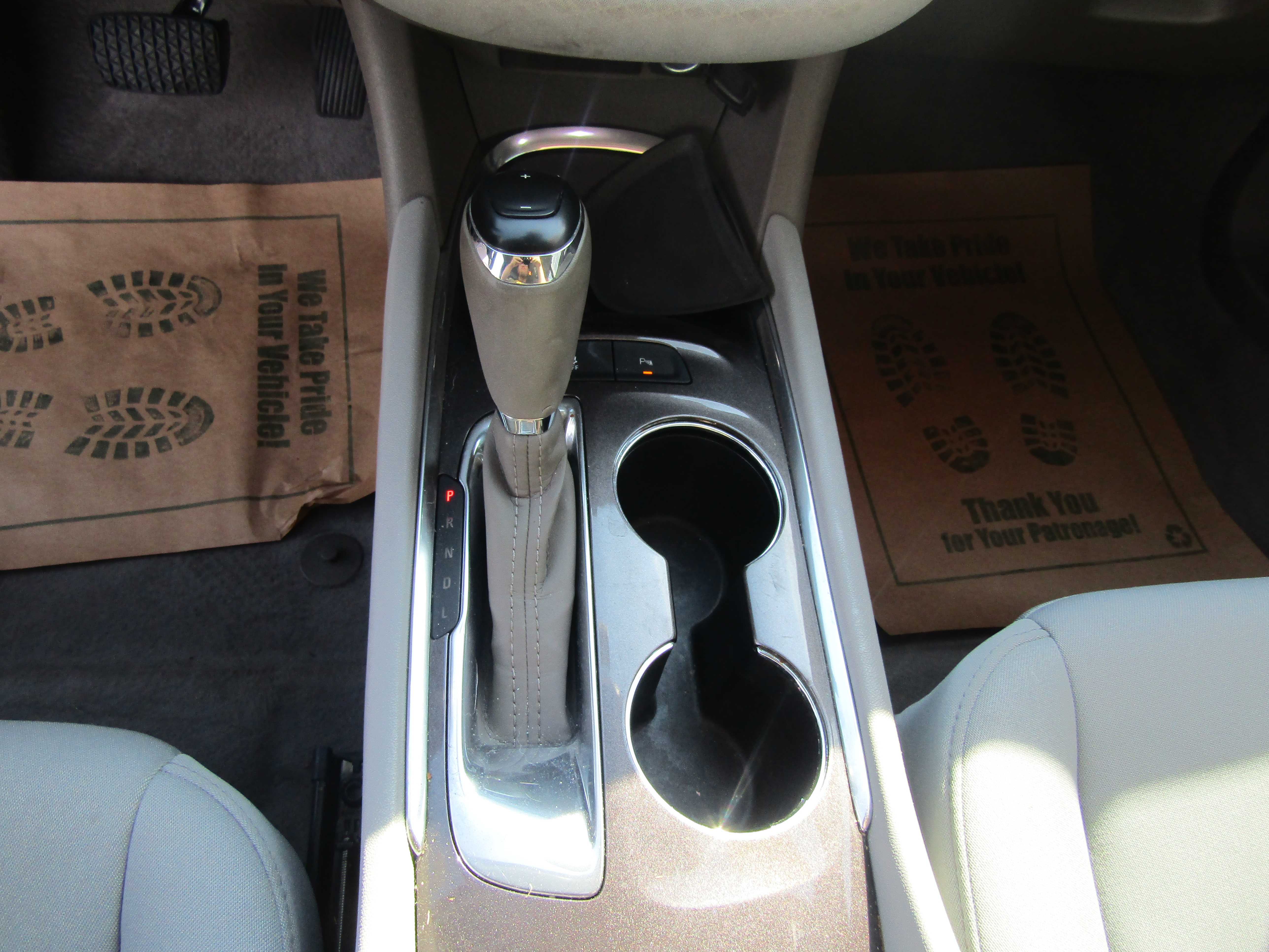 WHITE, 2020 CHEVROLET MALIBU Thumnail Image 17