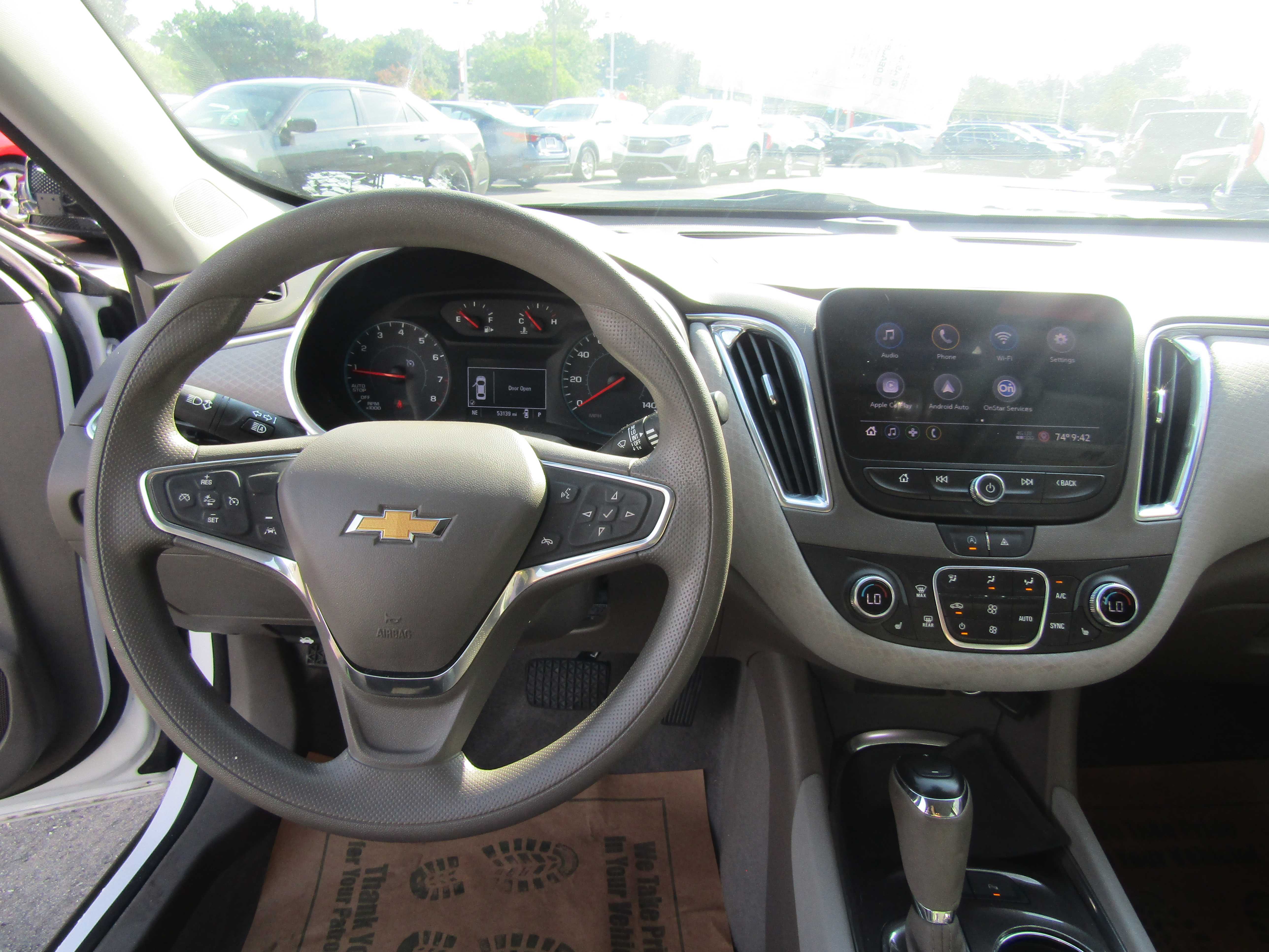 WHITE, 2020 CHEVROLET MALIBU Thumnail Image 22