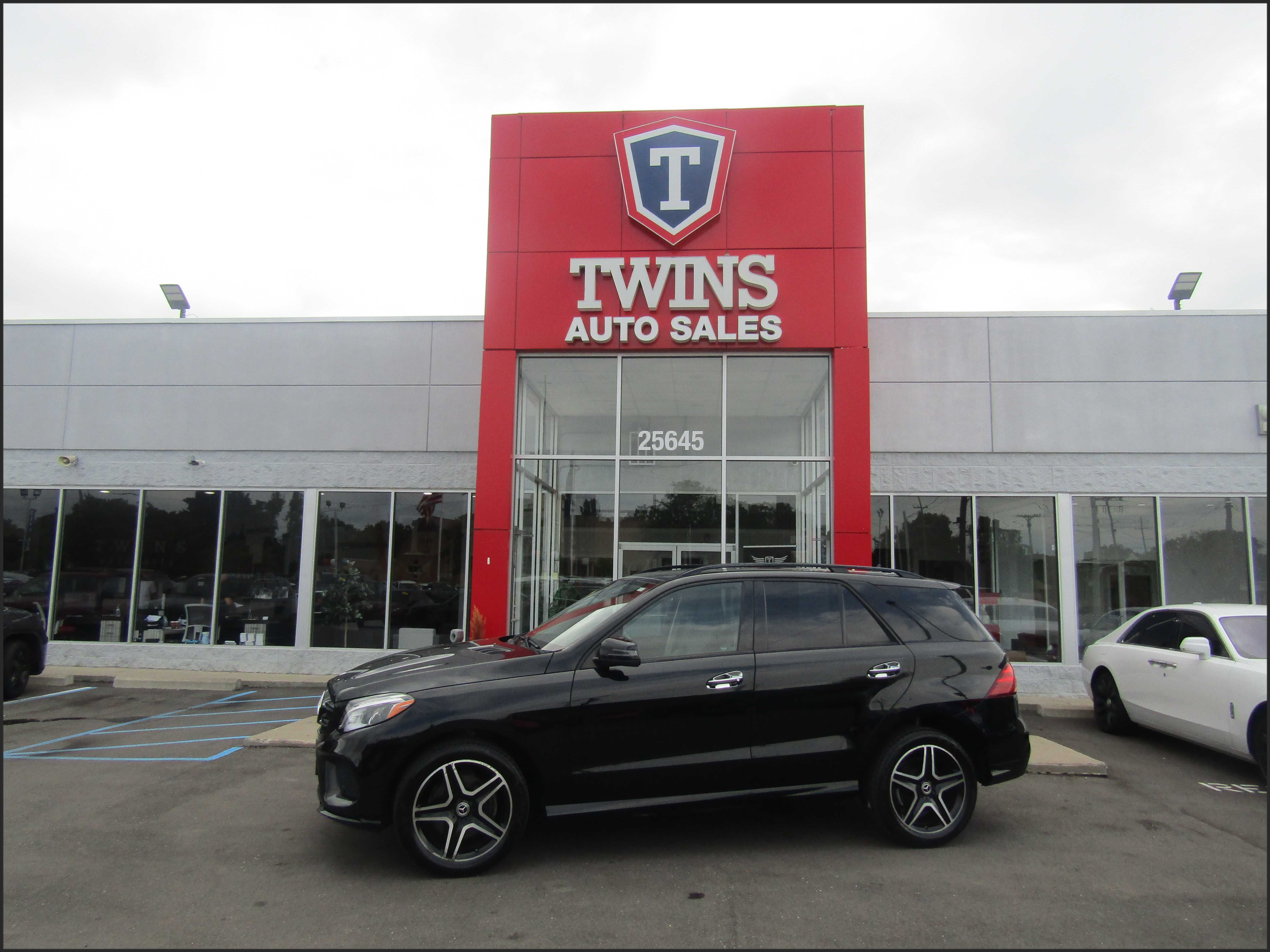 BLACK, 2018 MERCEDES-BENZ GLE Image 