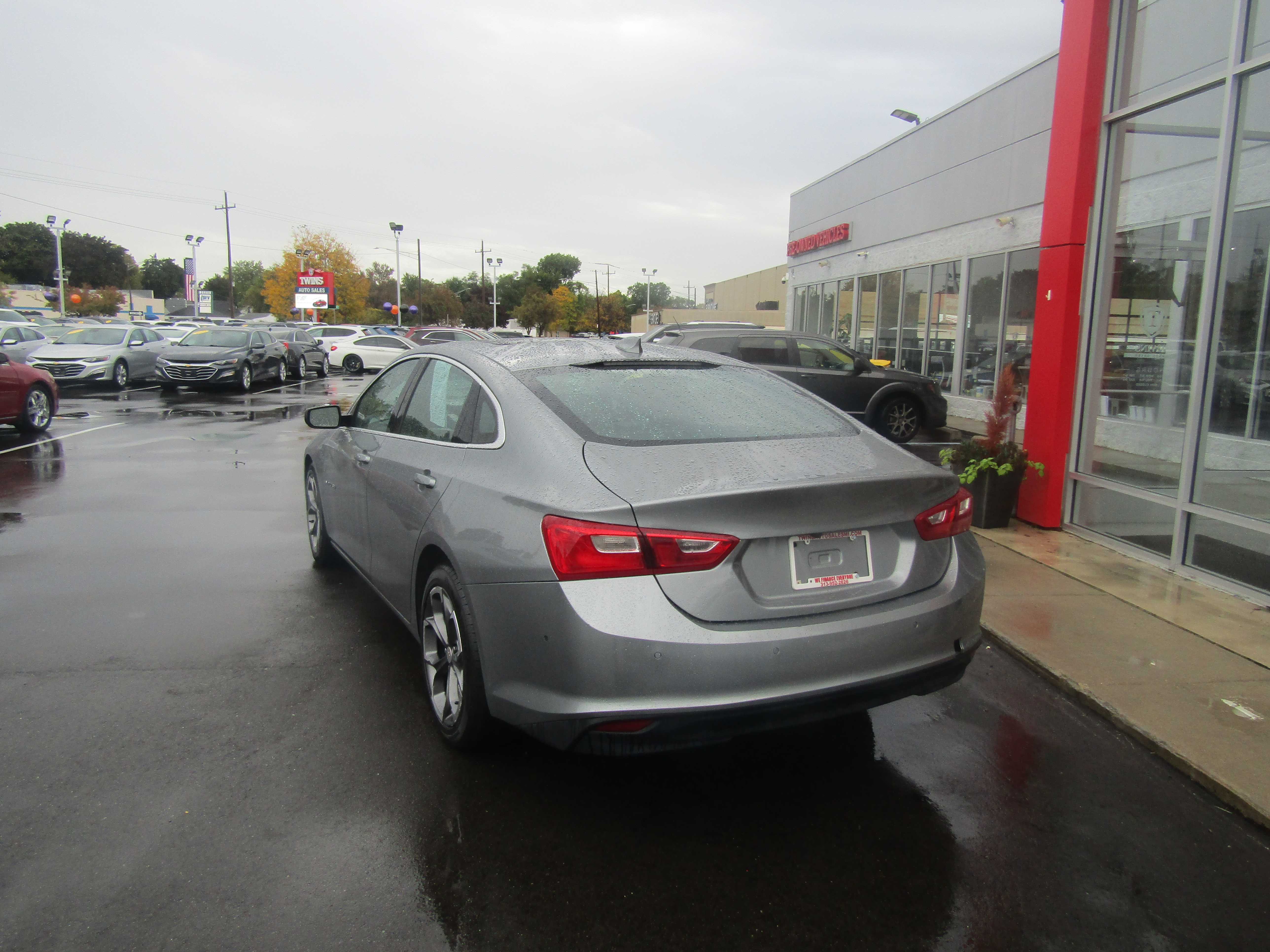 GRAY, 2024 CHEVROLET MALIBU Thumnail Image 3