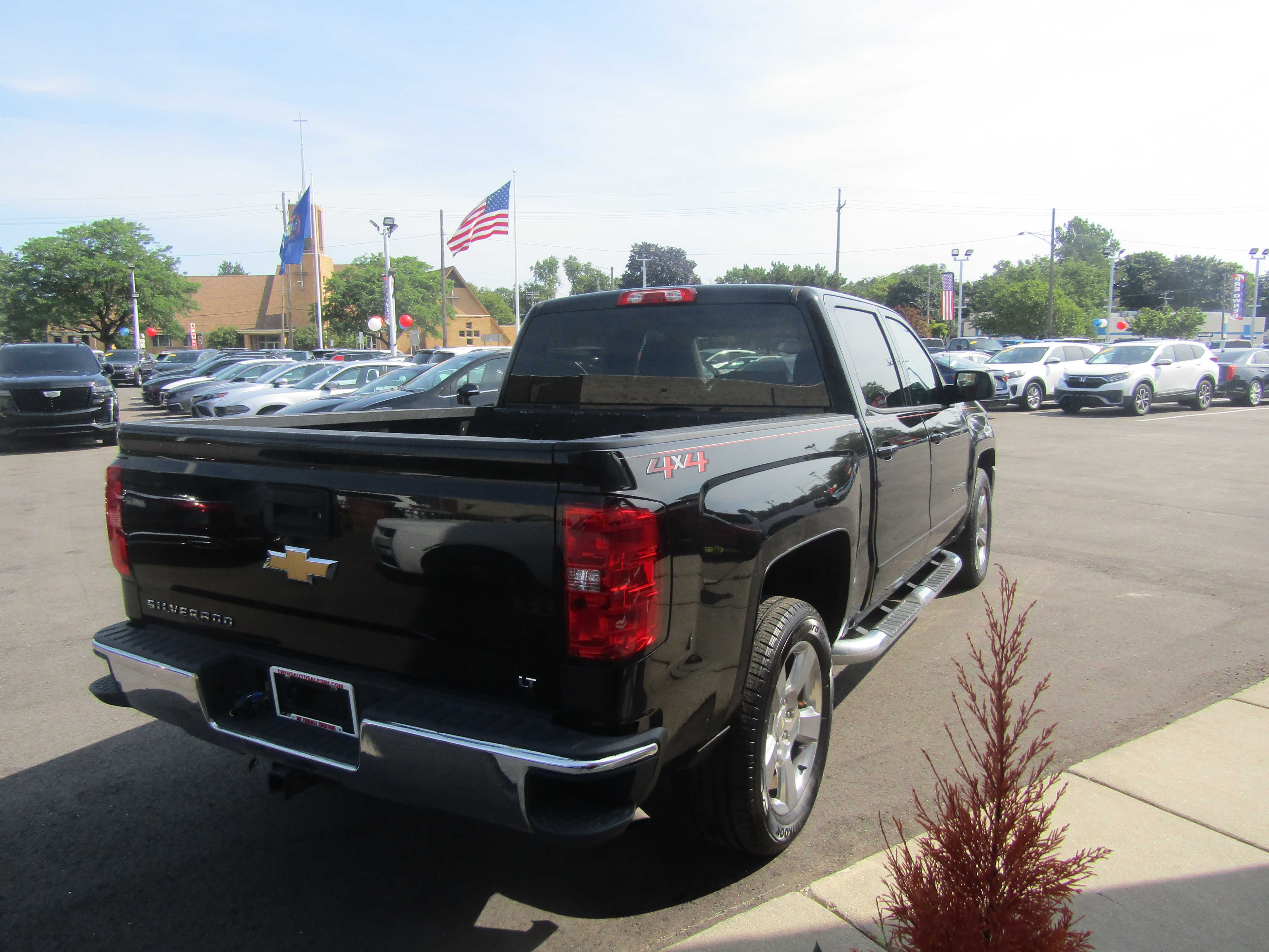 BLACK, 2018 CHEVROLET SILVERADO 1500 CREW CAB Thumnail Image 4