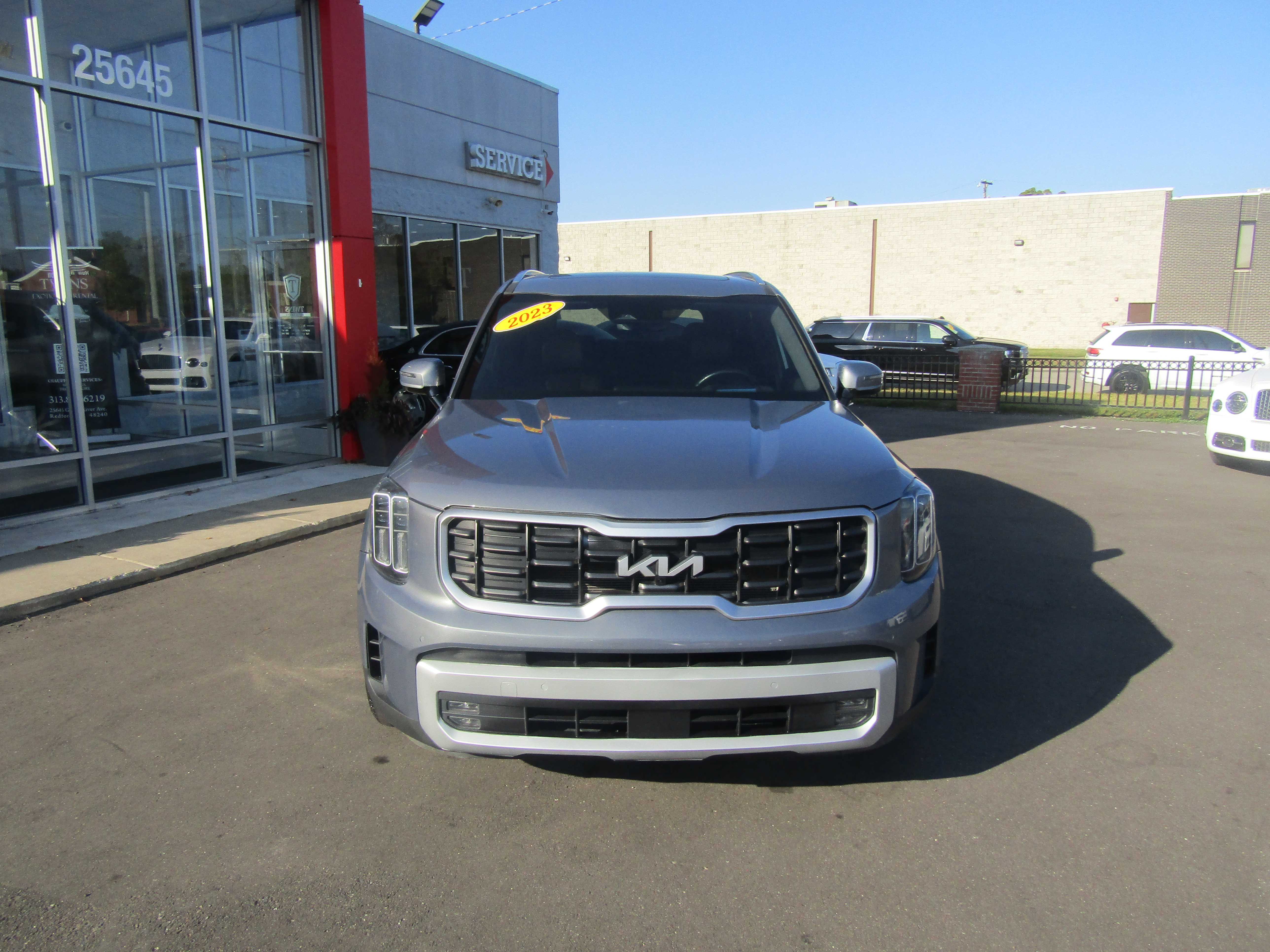 SILVER, 2023 KIA TELLURIDE Thumnail Image 6