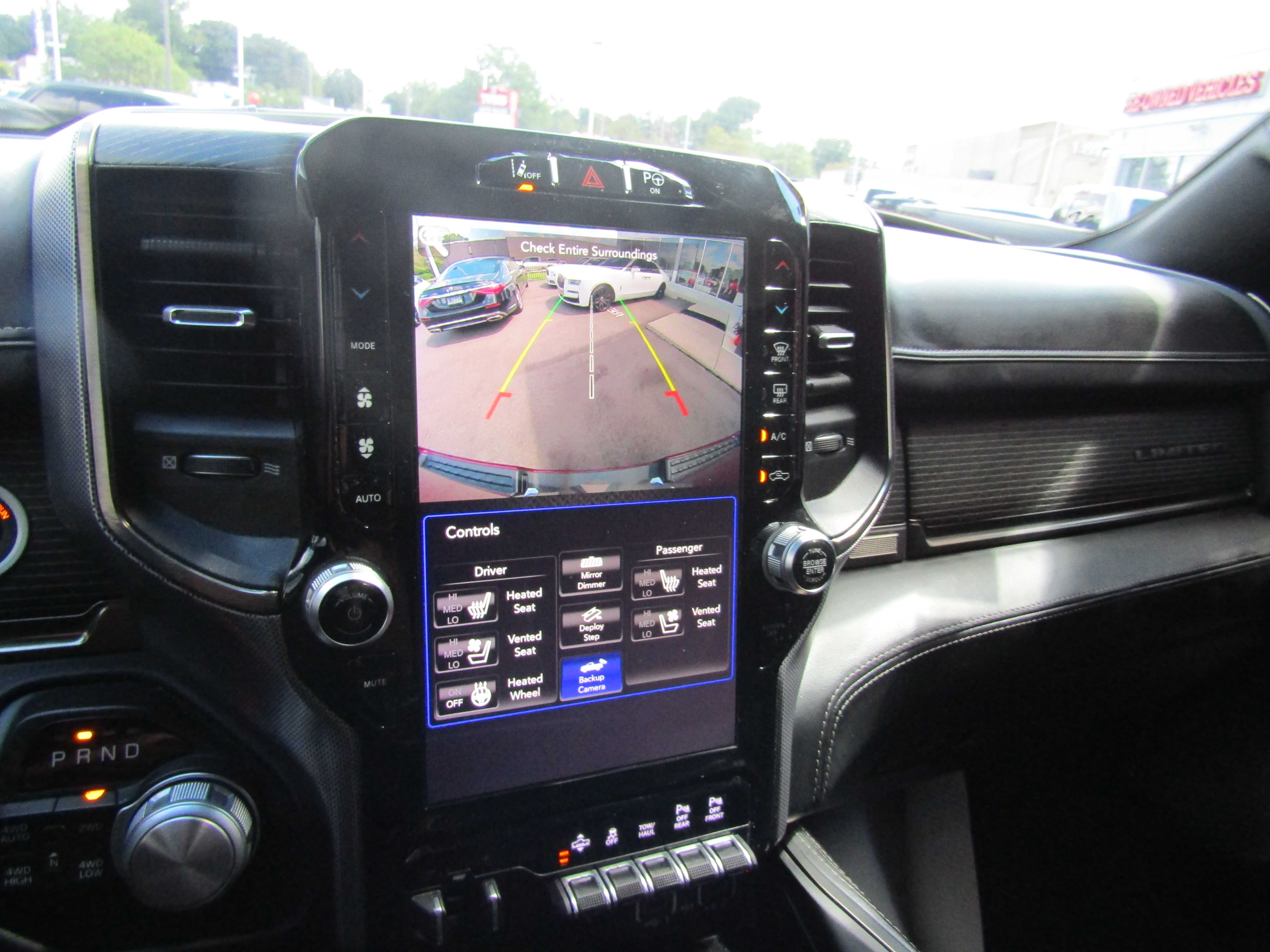 BURGUNDY, 2019 RAM 1500 CREW CAB Thumnail Image 16