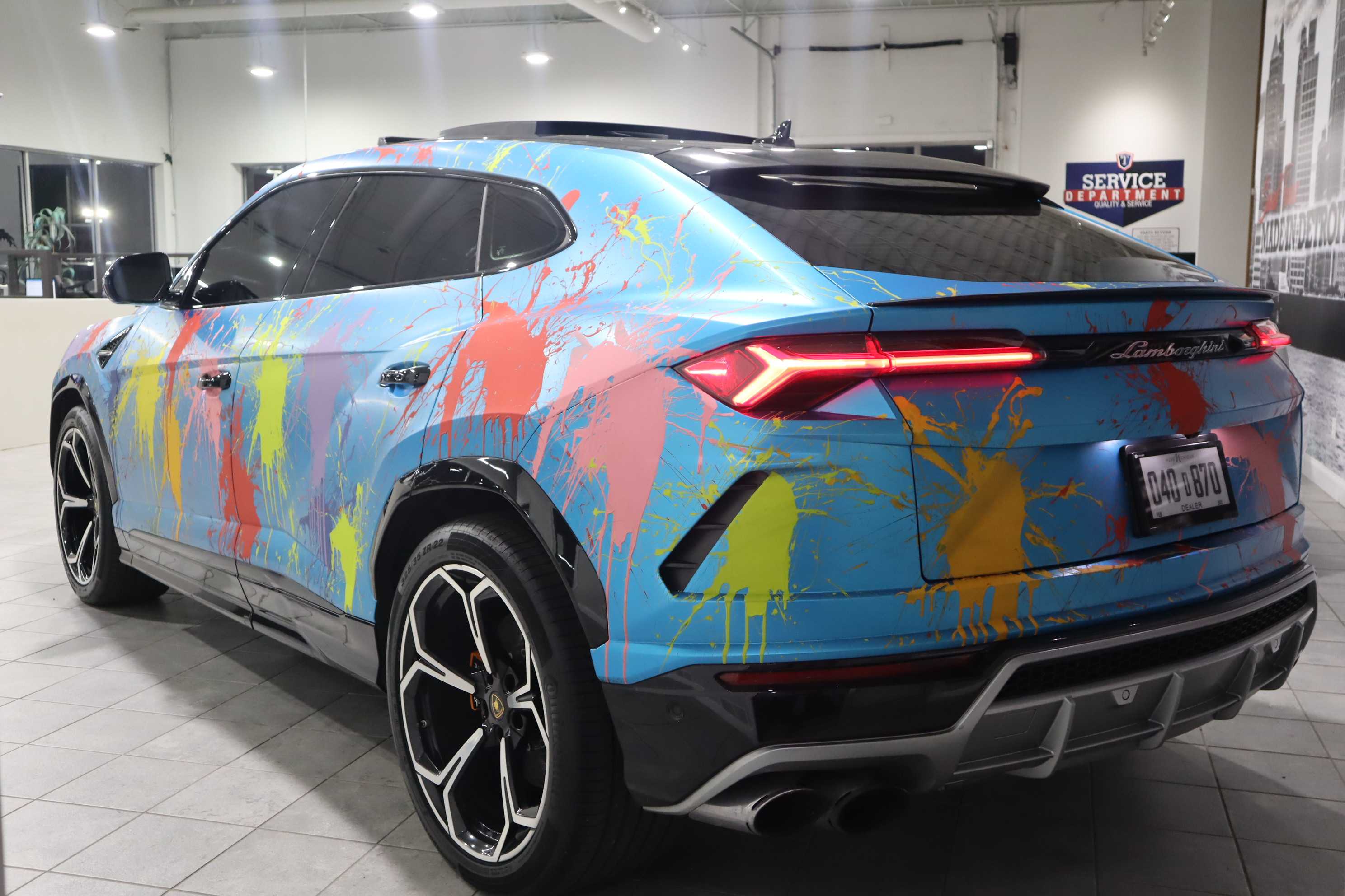 BLUE, 2019 LAMBORGHINI URUS Thumnail Image 9