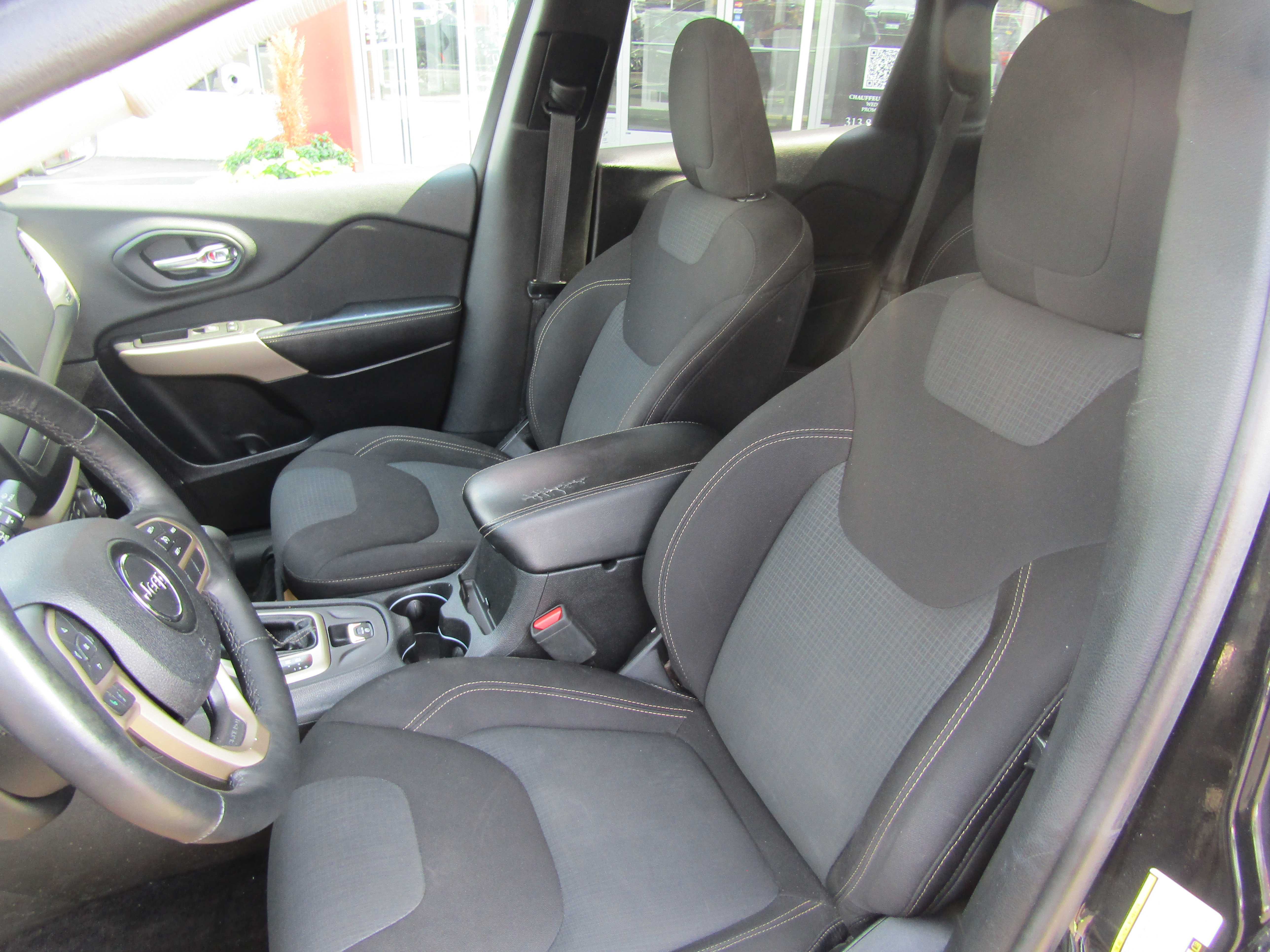 BLACK, 2017 JEEP CHEROKEE Thumnail Image 9