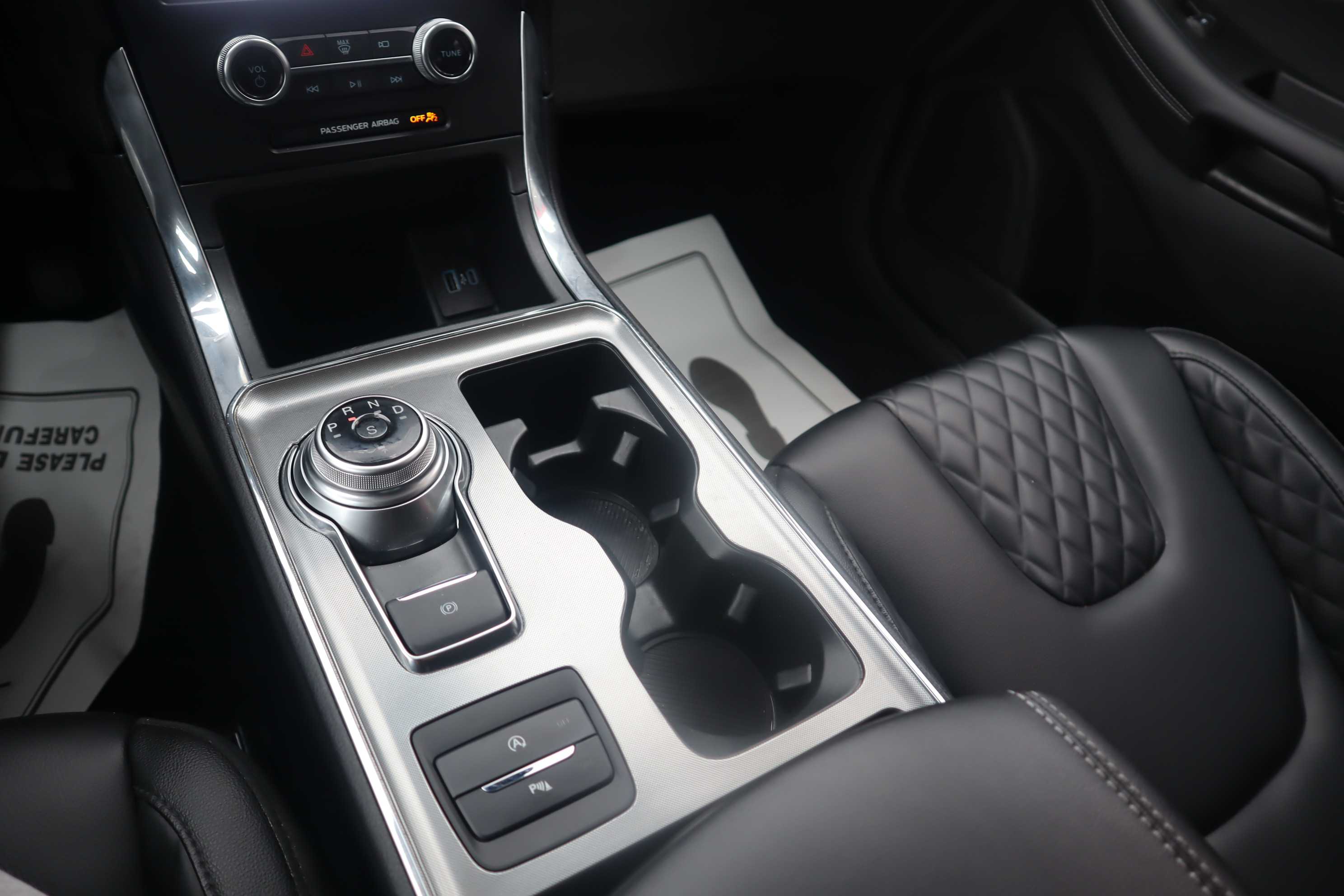 GRAY, 2024 FORD EDGE Thumnail Image 16