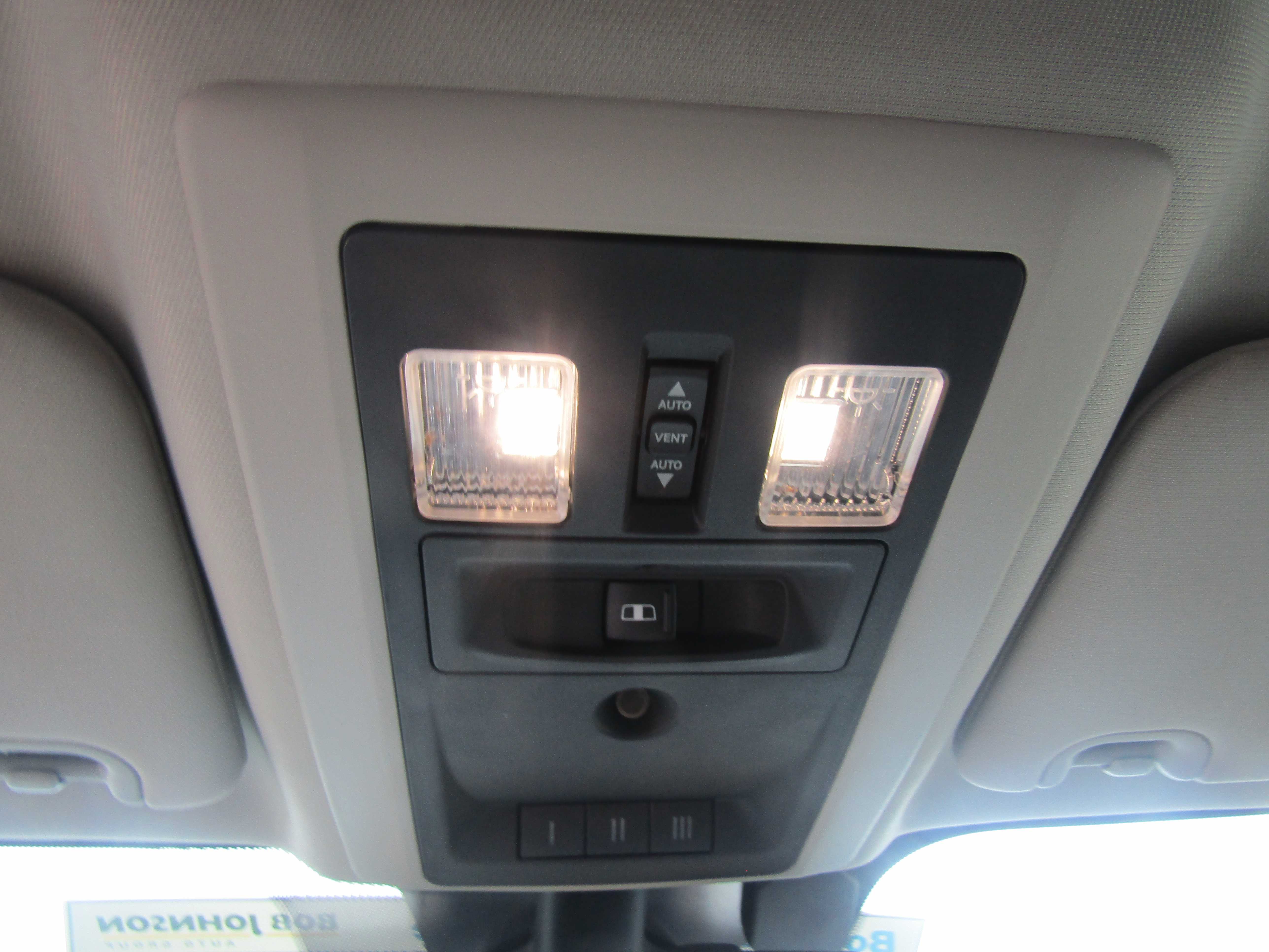 GRAY, 2015 RAM 1500 CREW CAB Thumnail Image 18