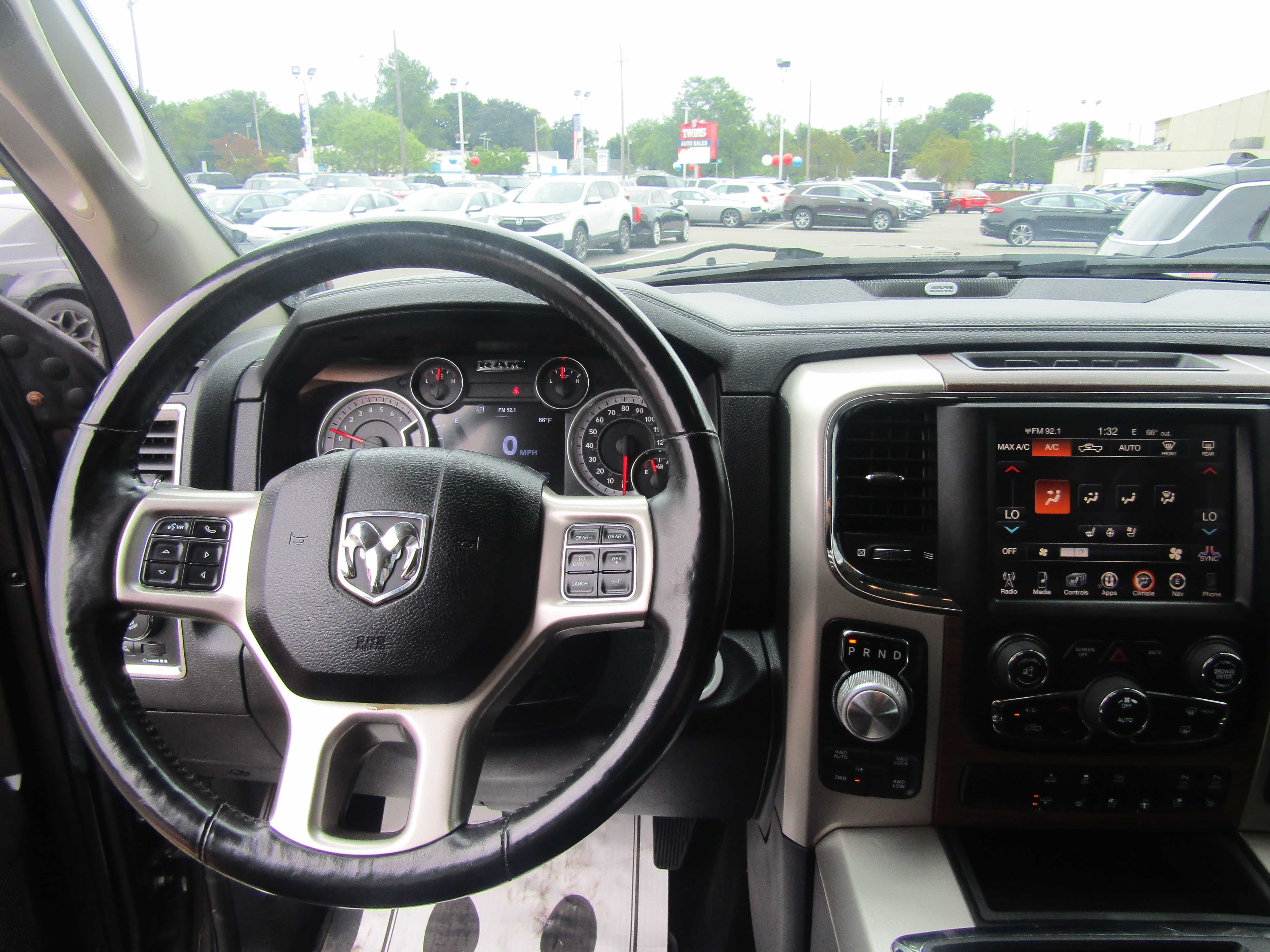 GRAY, 2015 RAM 1500 CREW CAB Thumnail Image 24