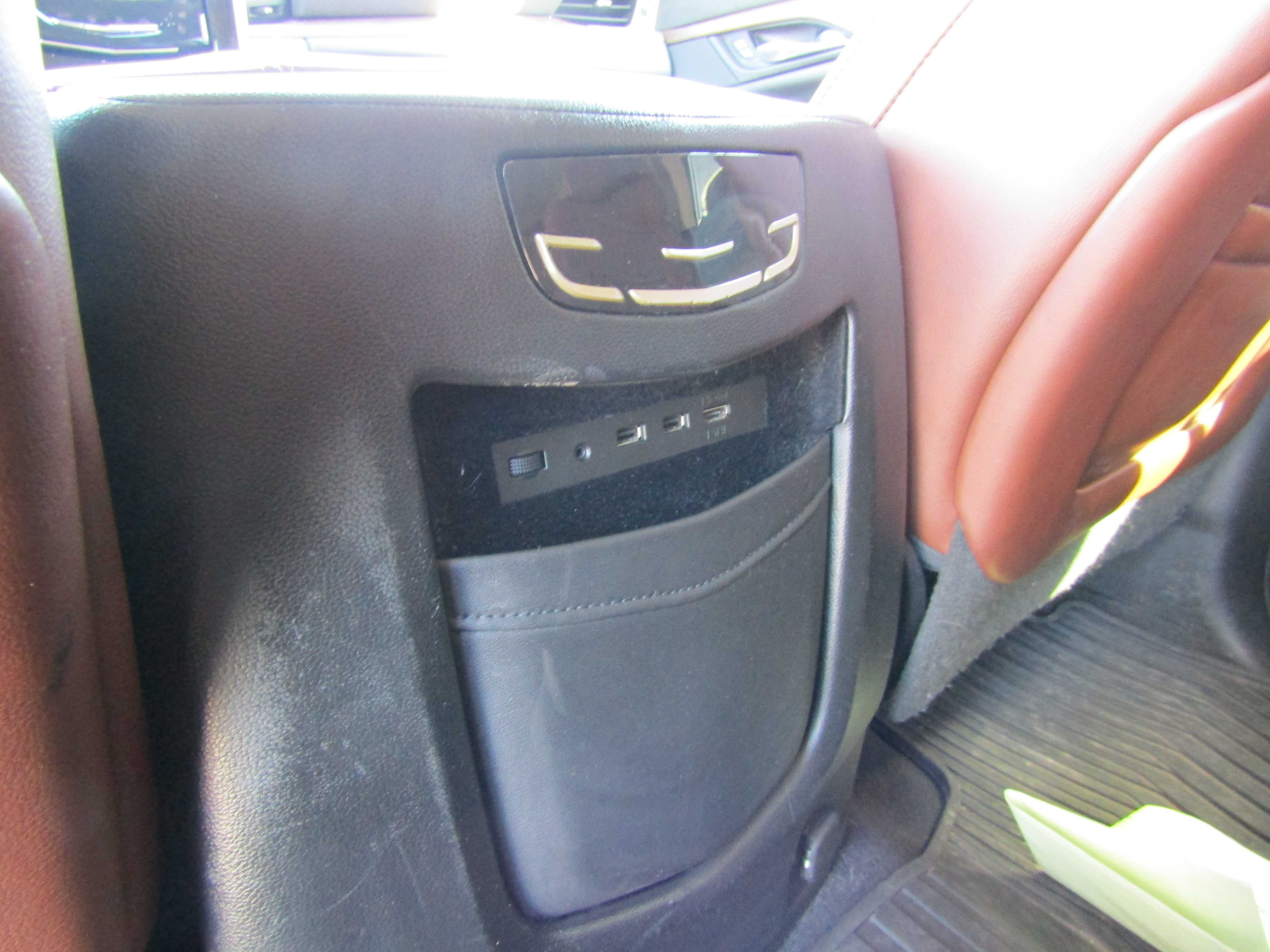 WHITE, 2019 CADILLAC ESCALADE ESV Thumnail Image 12