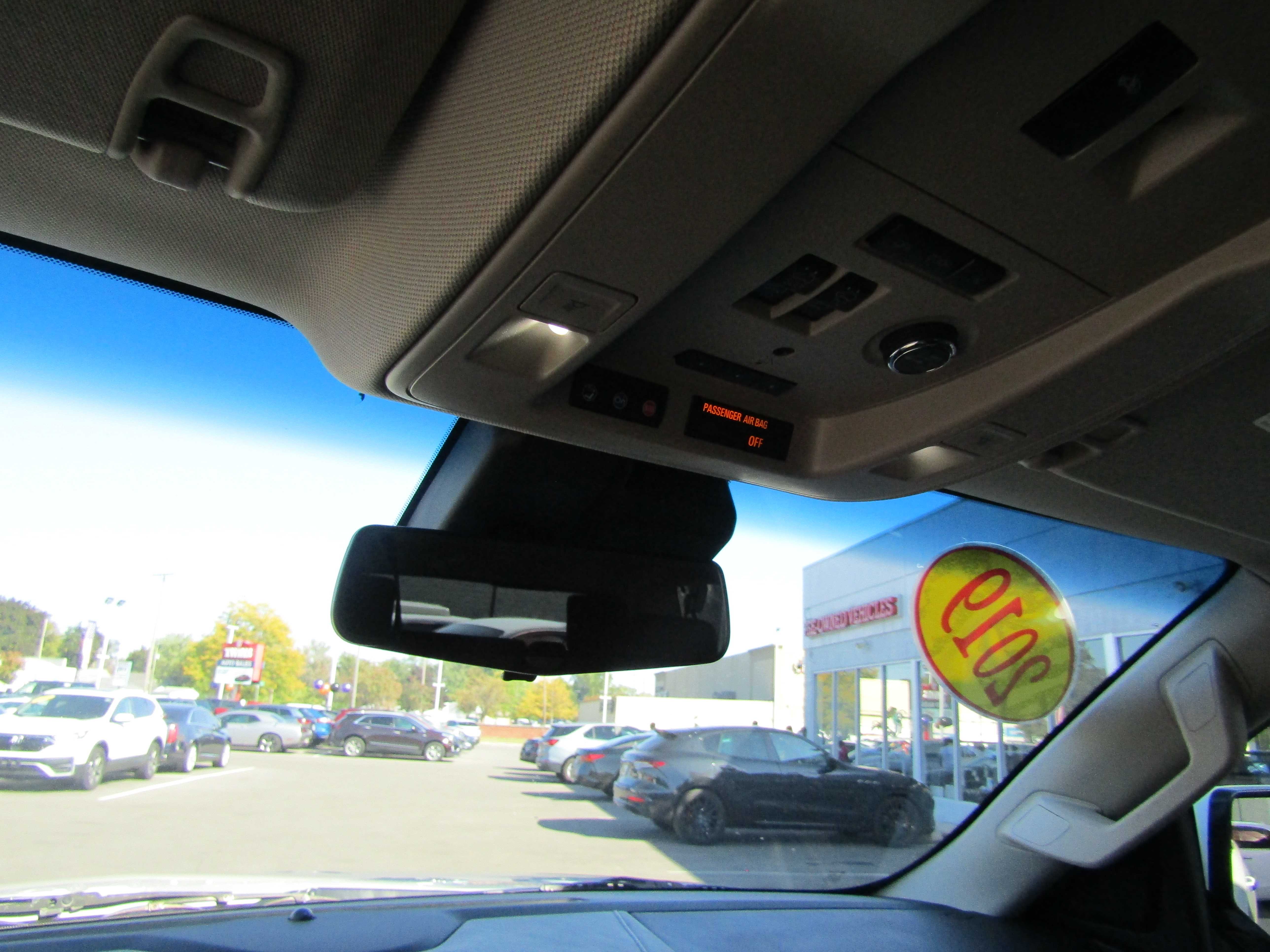 WHITE, 2019 CADILLAC ESCALADE ESV Thumnail Image 17
