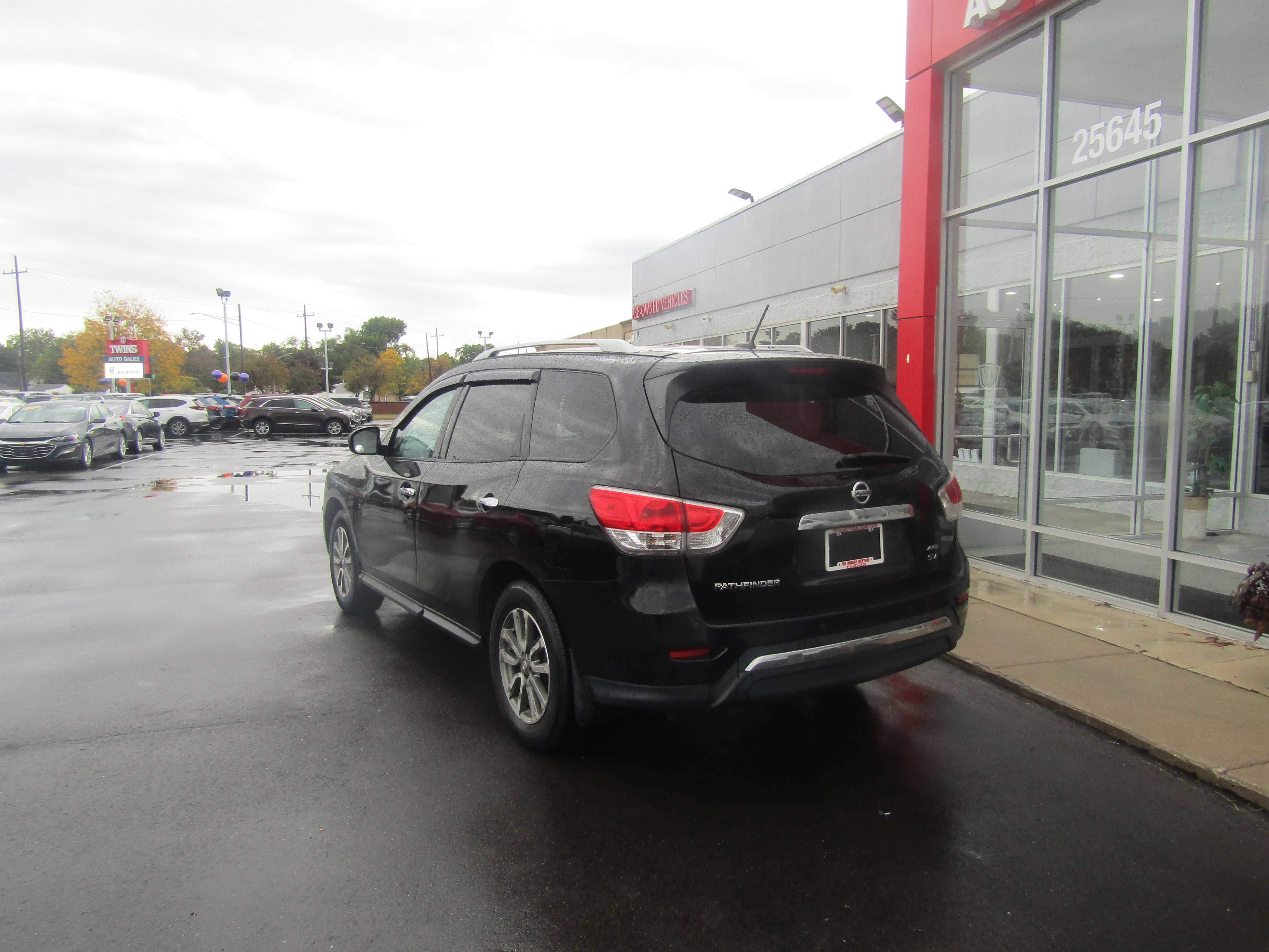 BLACK, 2014 NISSAN PATHFINDER Thumnail Image 3