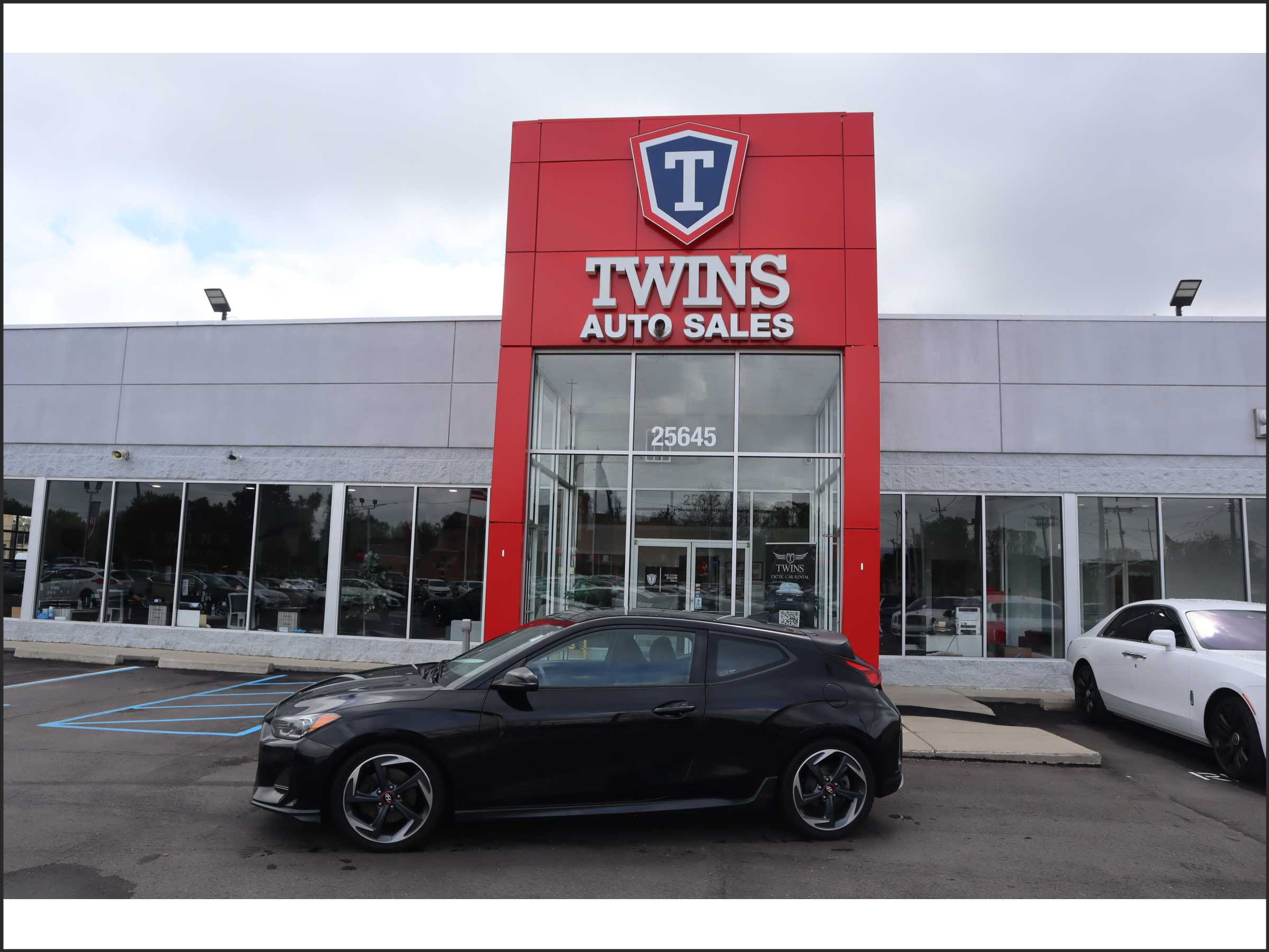 BLACK, 2019 HYUNDAI VELOSTER Image 