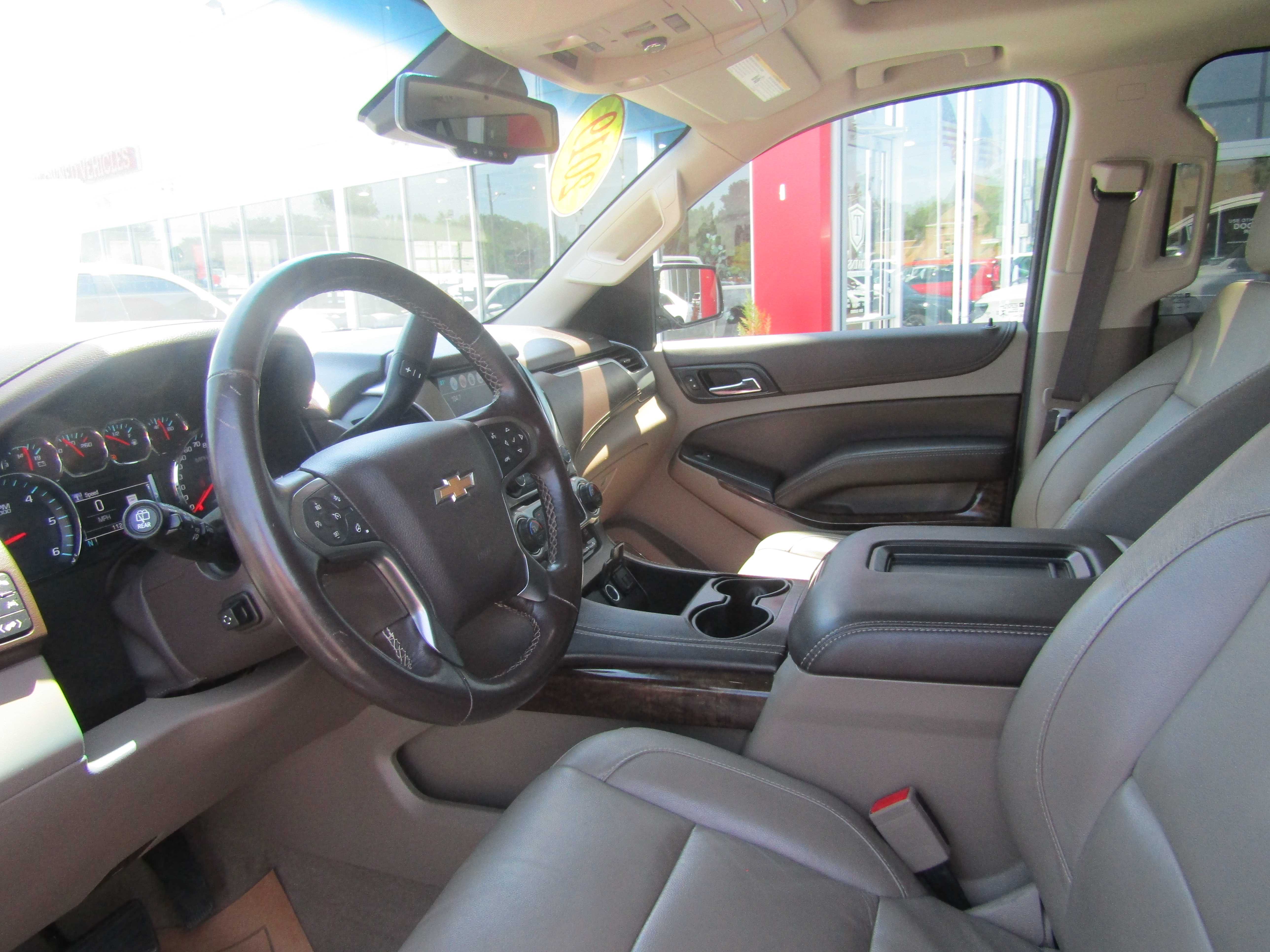 WHITE, 2019 CHEVROLET TAHOE Thumnail Image 8