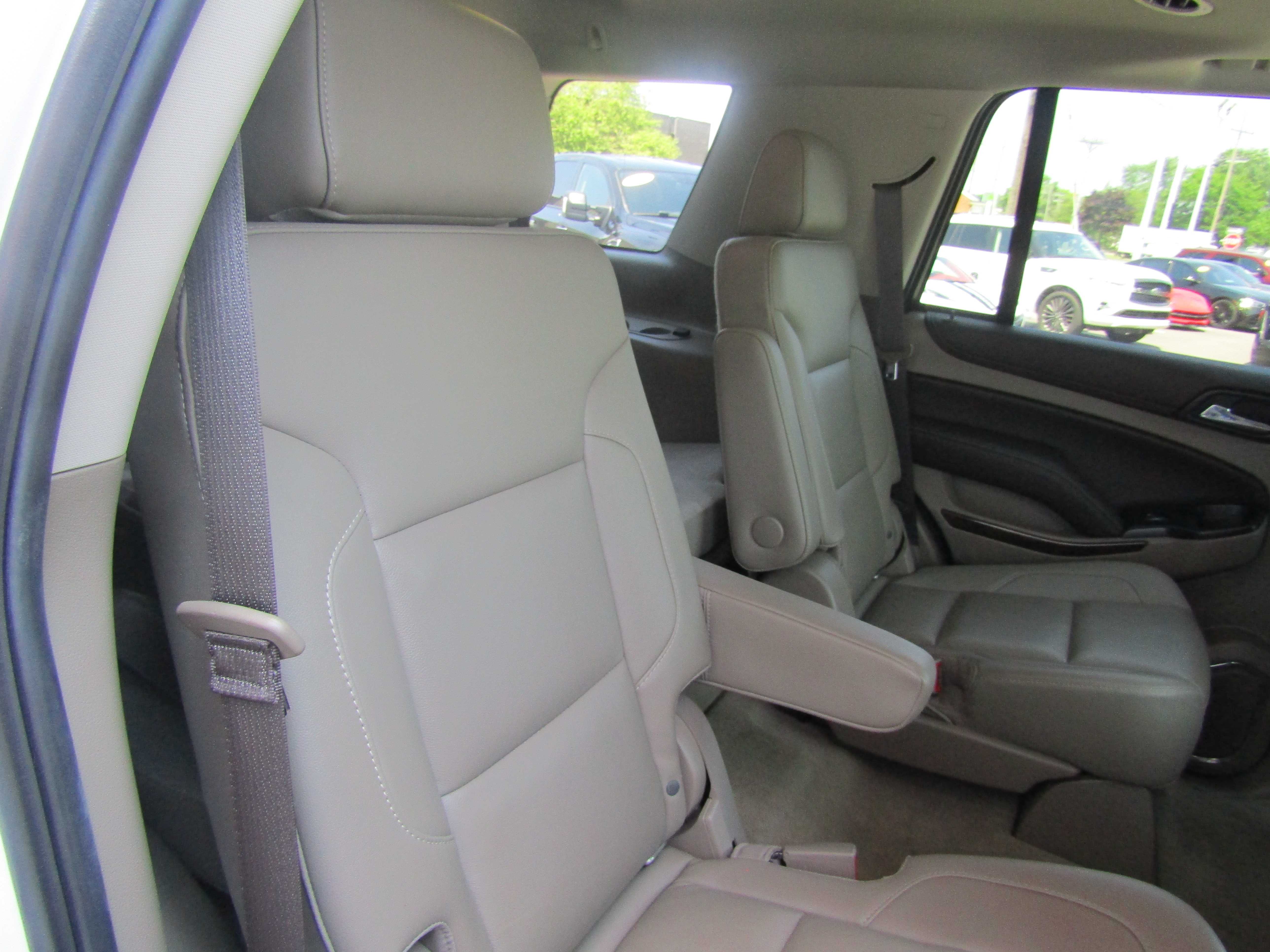 WHITE, 2019 CHEVROLET TAHOE Thumnail Image 11