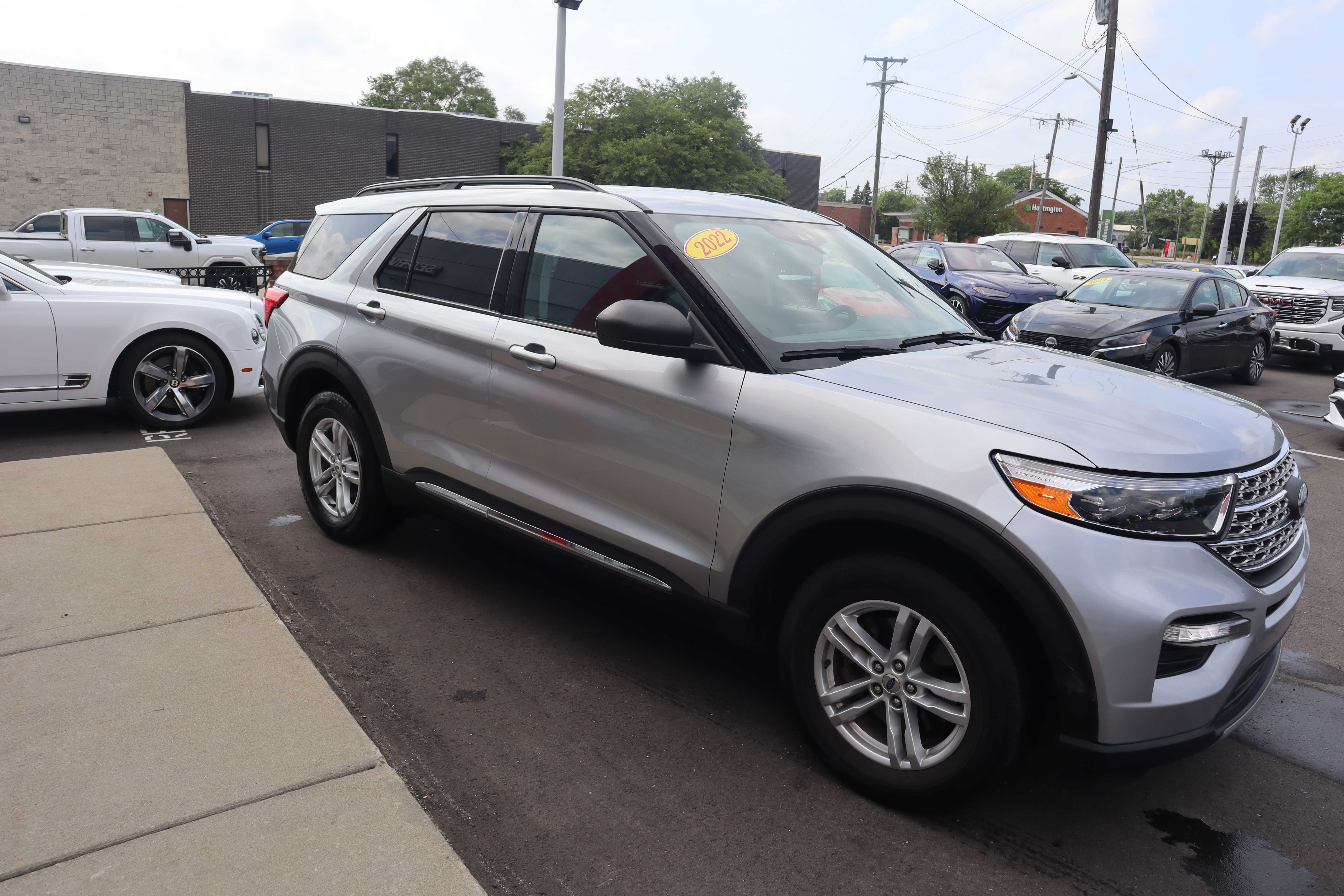 SILVER, 2022 FORD EXPLORER Thumnail Image 5