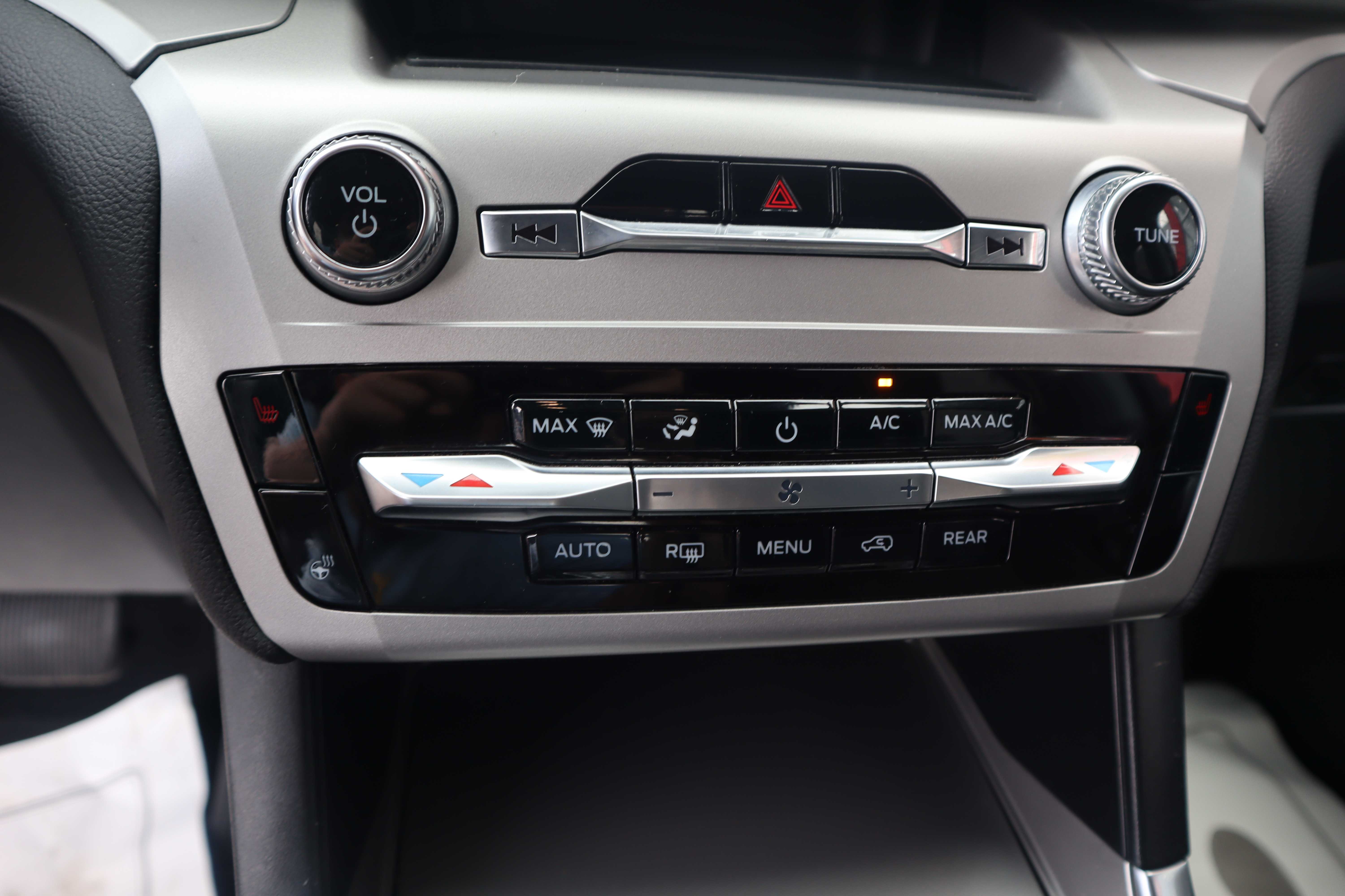 SILVER, 2022 FORD EXPLORER Thumnail Image 15