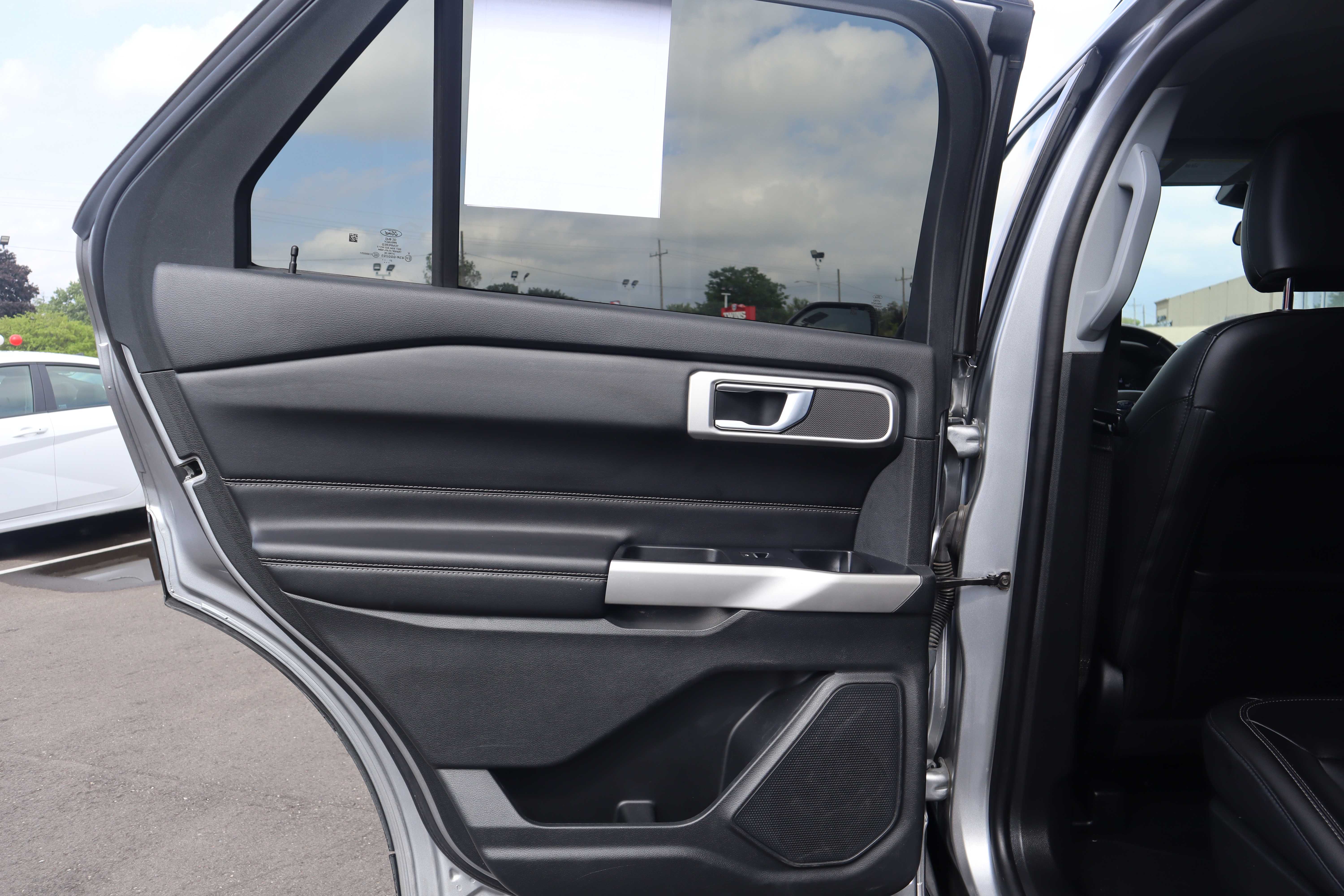 SILVER, 2022 FORD EXPLORER Thumnail Image 21