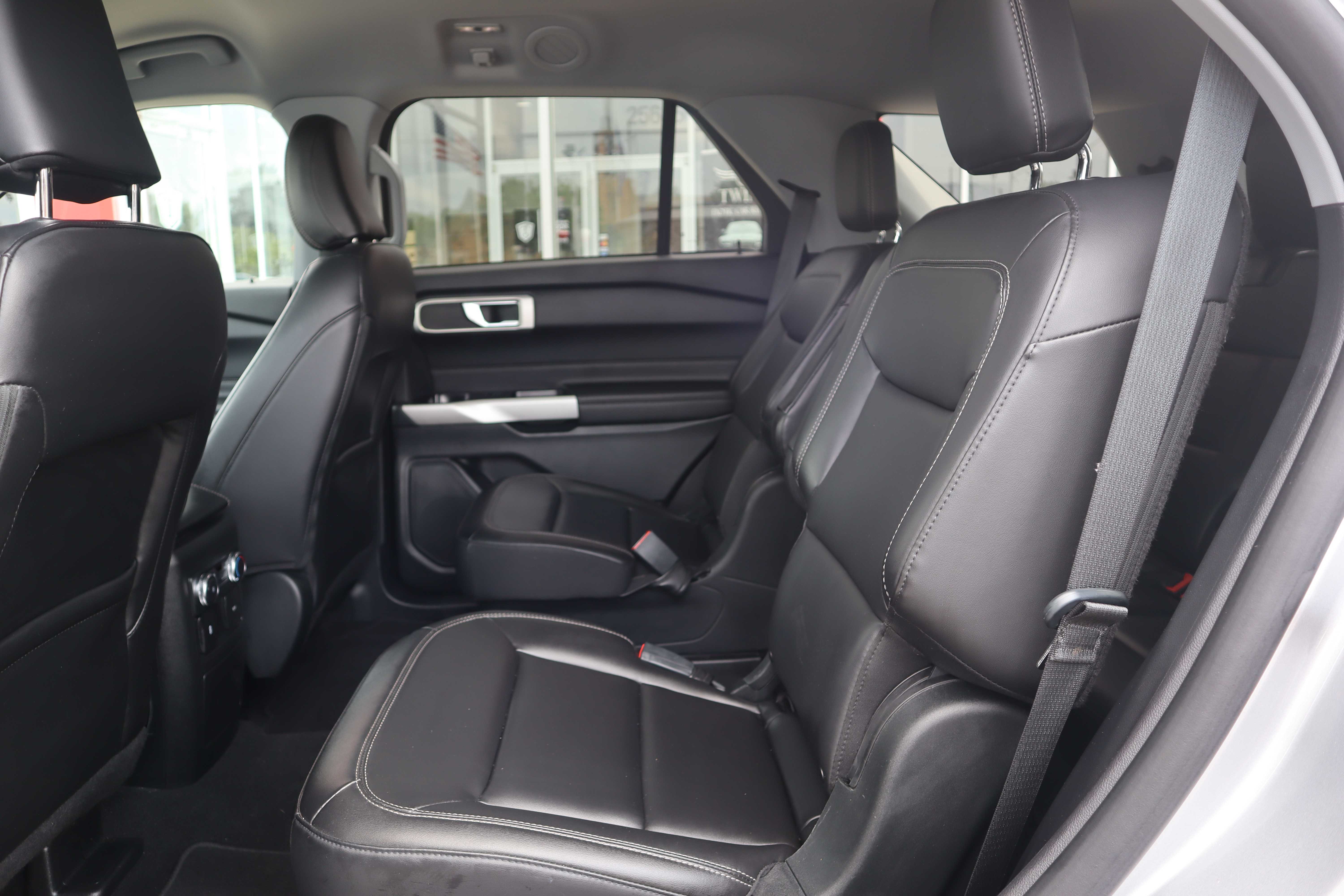 SILVER, 2022 FORD EXPLORER Thumnail Image 22