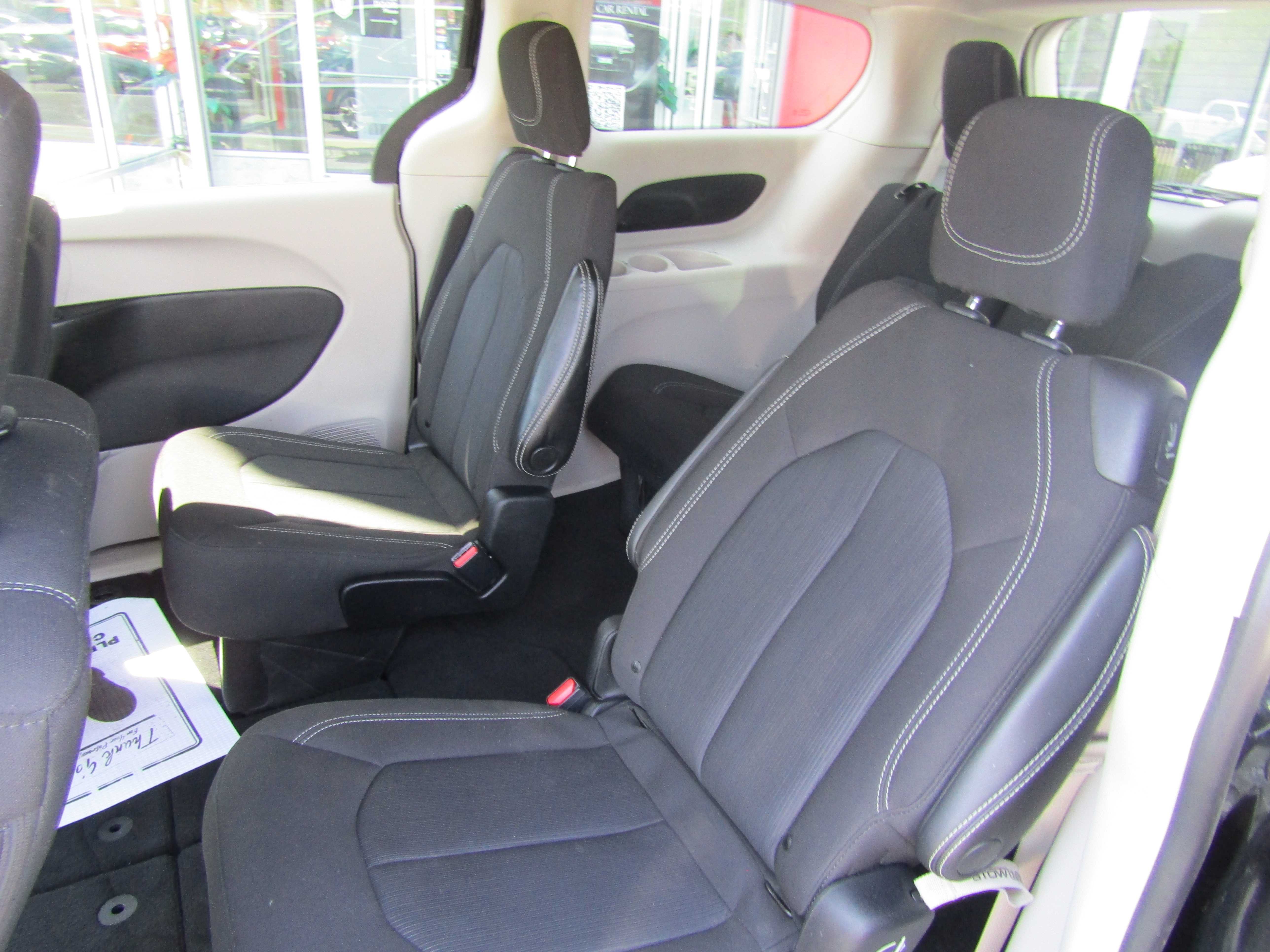 BLACK, 2022 CHRYSLER VOYAGER Thumnail Image 11
