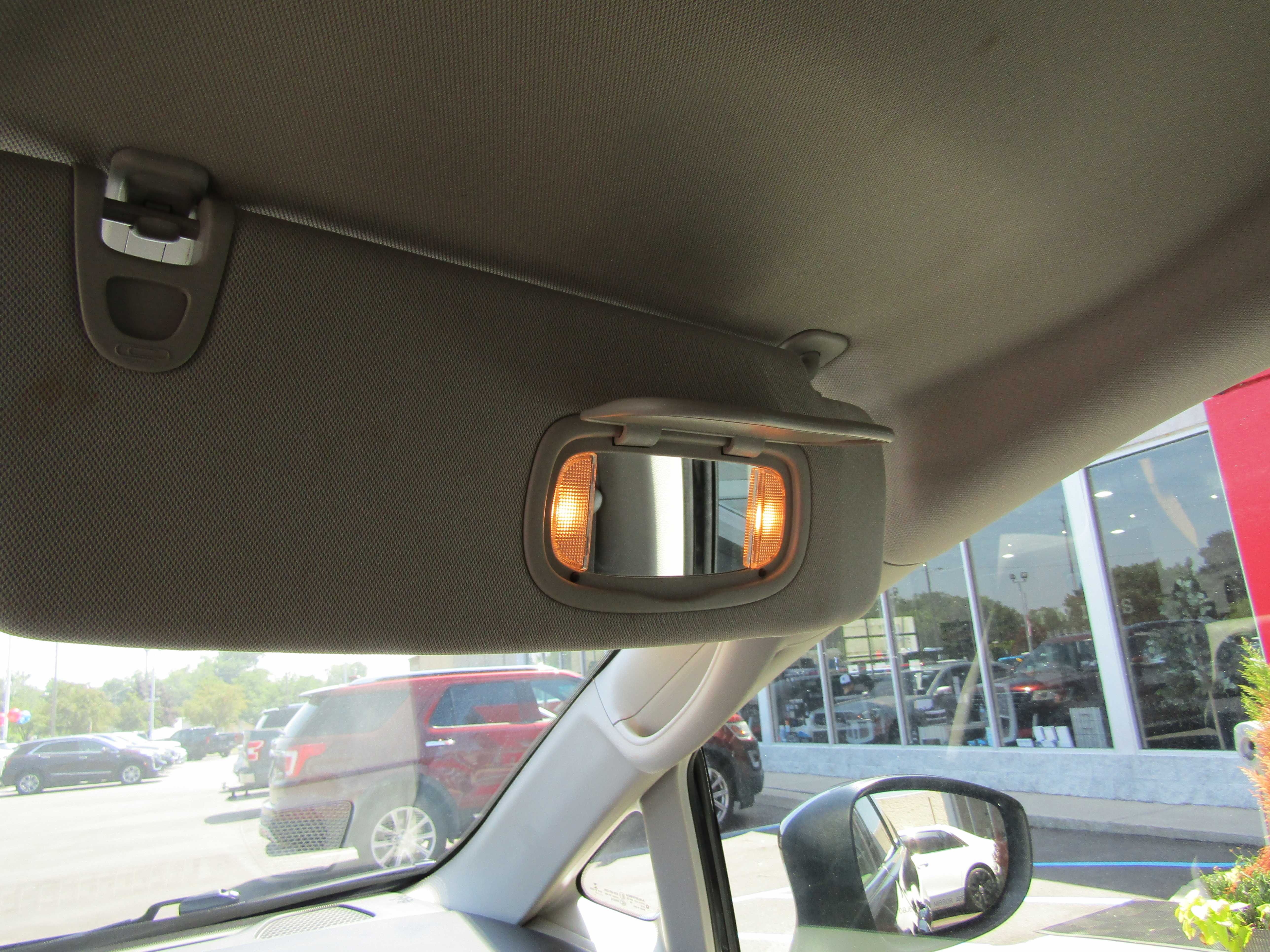 BLACK, 2022 CHRYSLER VOYAGER Thumnail Image 23