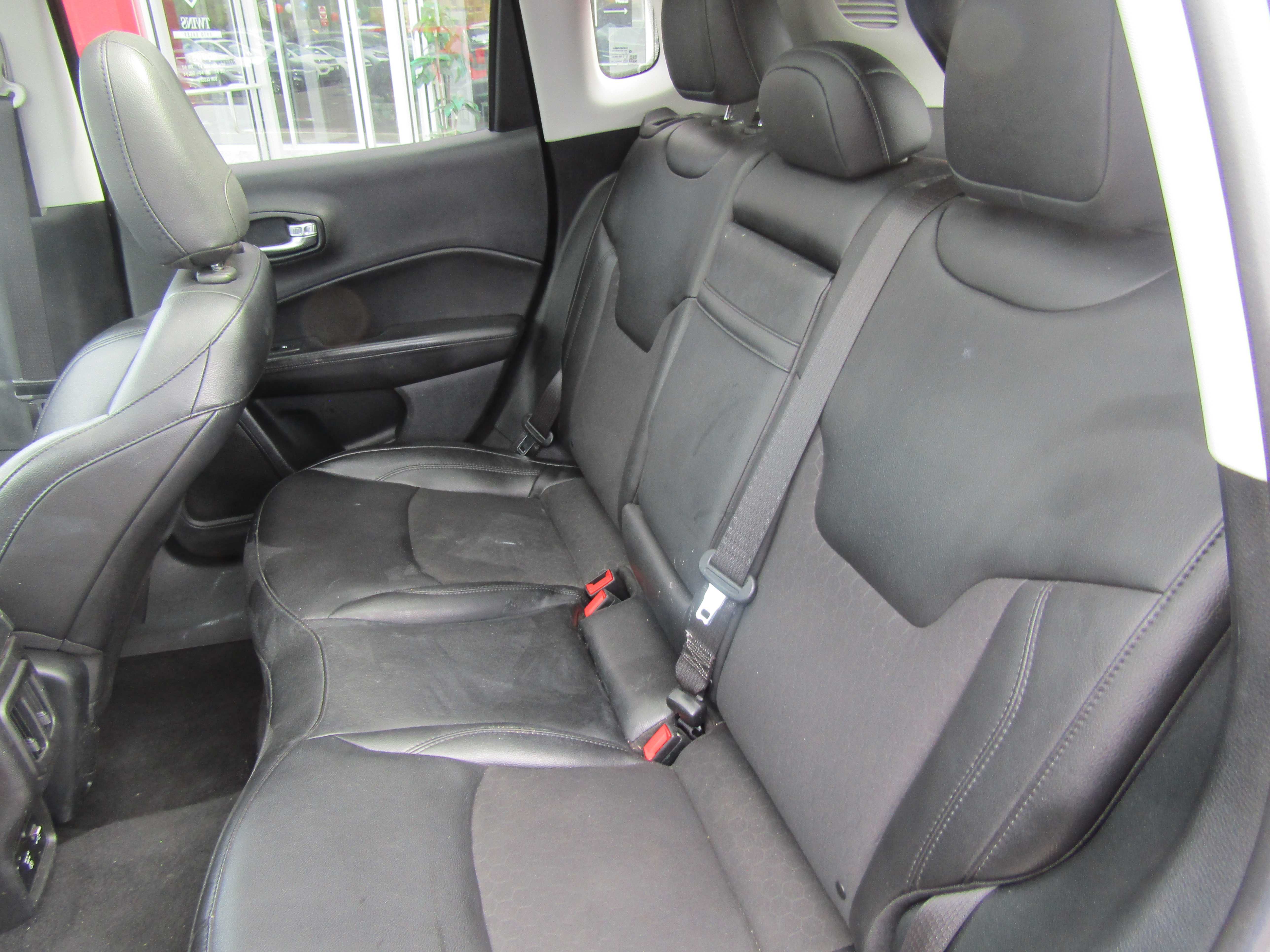 GRAY, 2019 JEEP COMPASS Thumnail Image 12