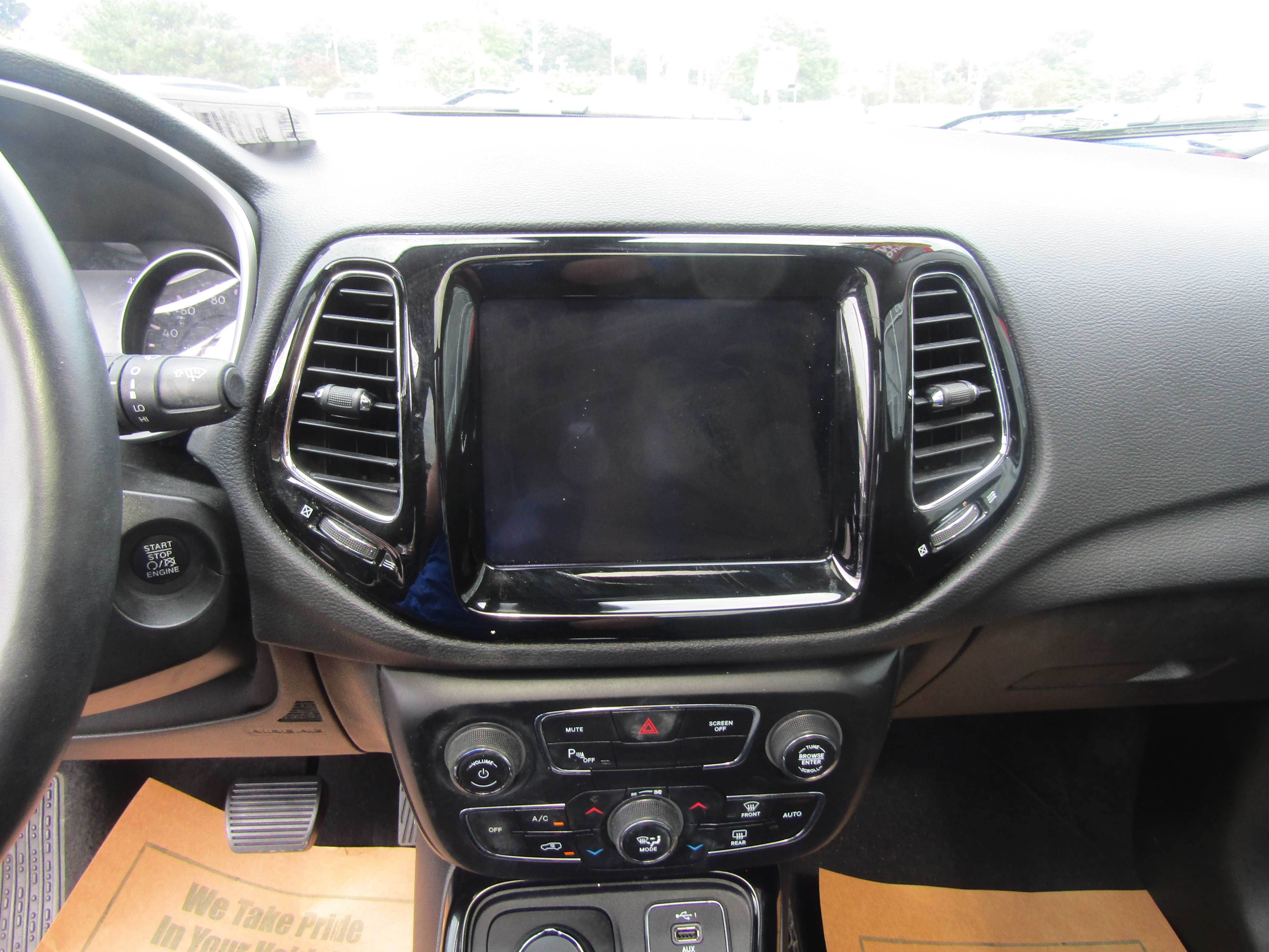 GRAY, 2019 JEEP COMPASS Thumnail Image 15