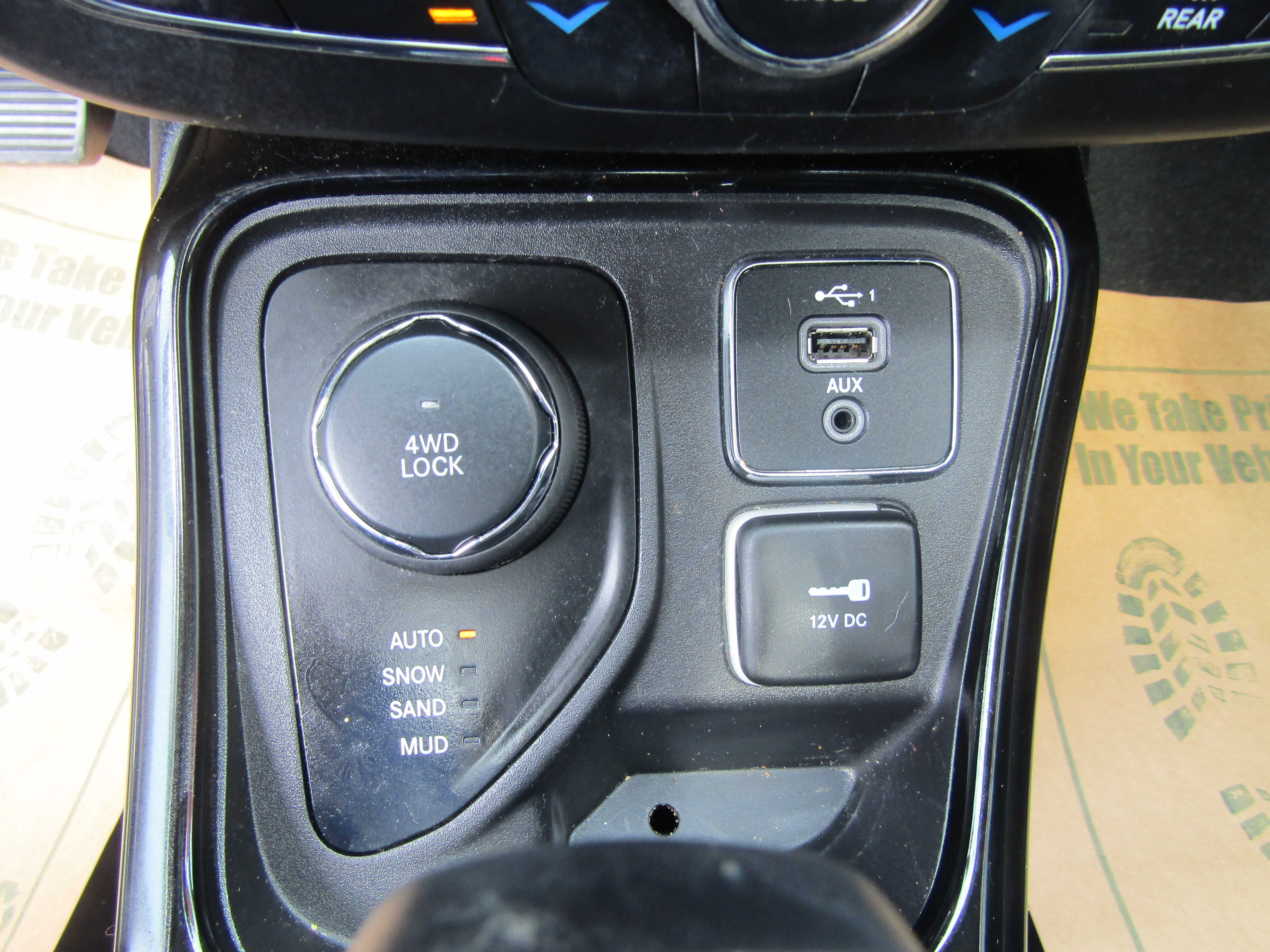 GRAY, 2019 JEEP COMPASS Thumnail Image 16